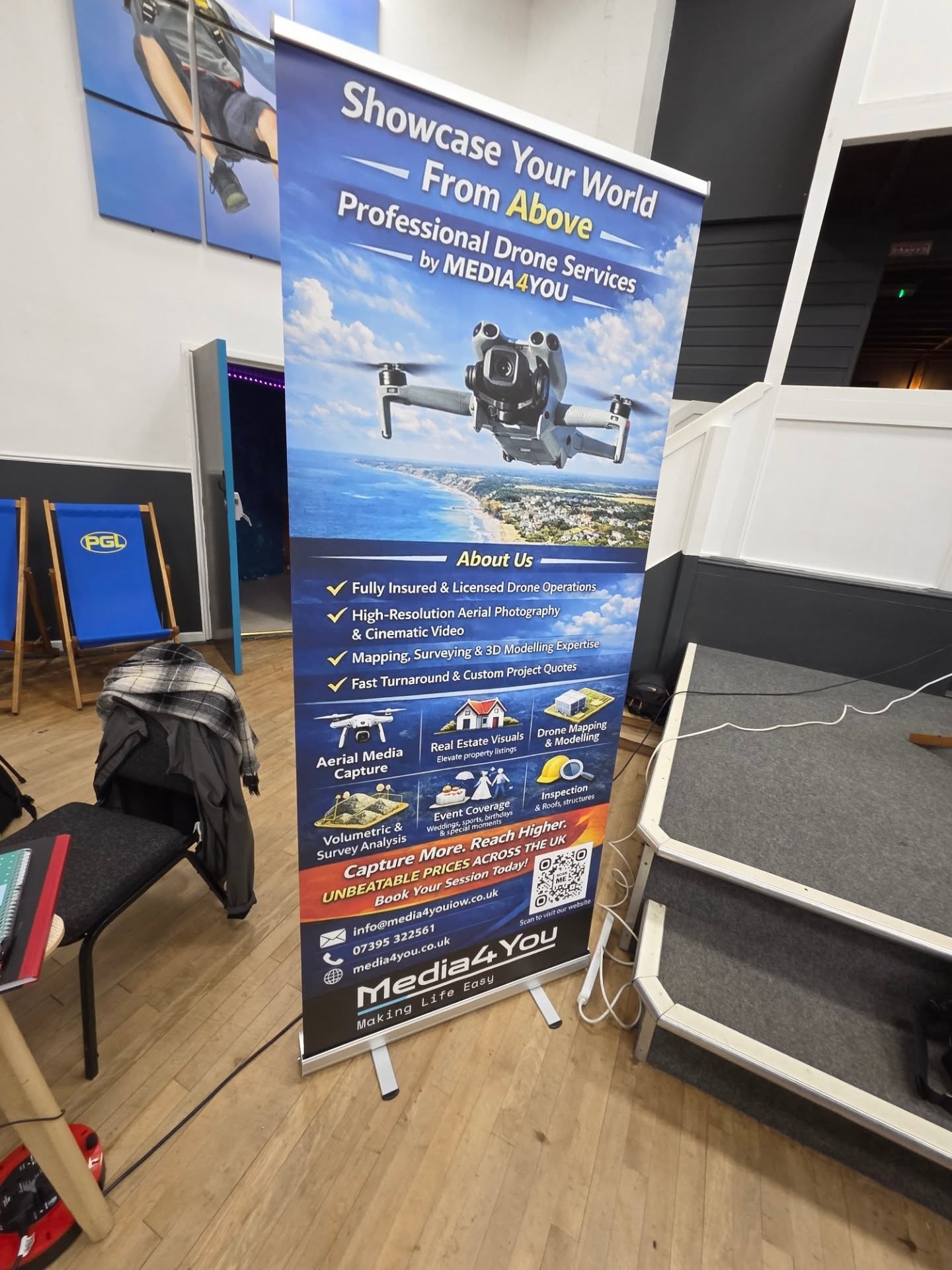 Out and about at today's careers fair! I'm down at PGL in Little Canada on the Isle Of Wight all day today! Doors close at 5:30pm.
Come on down if you'd like to have a chat!
#isleofwight
#pgl
#careersfair