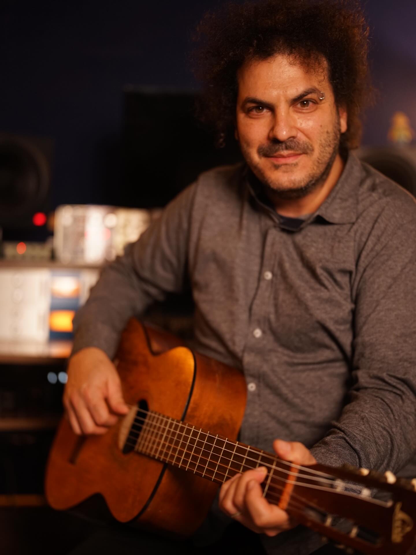 Been deep in production across a few different ventures. Some are confidential for now, others are simply not finished. The work’s solid though, and that’s what matters. More to come when the time’s right. What are you working on these days? #studiolife #musicproducer #londonmusic #recordingstudio #producerlife