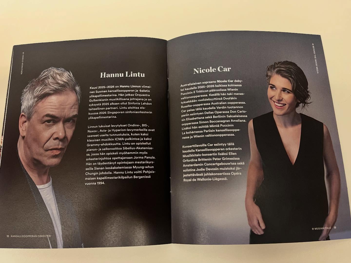 What an end/start to the year! Finishing the year with some Christmas BohĂšmes @wienerstaatsoper and such a lovely cast. Beginning 2026 still in Vienna with Rusalka, my new favourite role, alongside the most generous of colleagues. Finally a wonderful concert in Helsinki last night with Les nuits dâĂ©tĂ© (thank you @hannulintu and @fnob_orchestra !)
Now I get to have a few days of family time, cheer on @etiennedupuisopera in Ballo in Maschera @operadeparis , and hang out with the best 8 year old I know!! đđđ