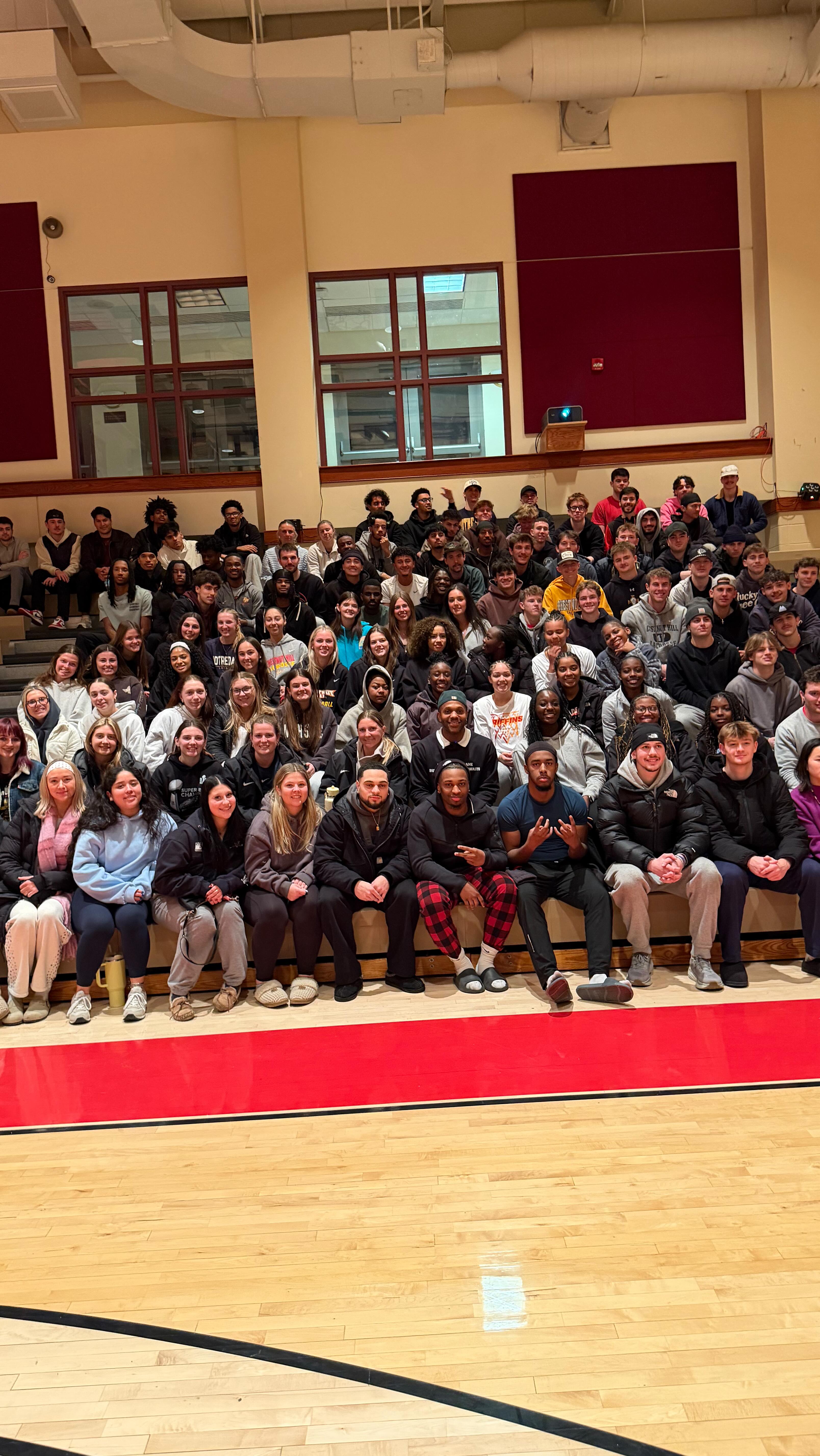 Live from @chestnuthillcollege with our guy @rodmcleod4 🔥🙌
Last night, Rod spoke with Chestnut Hill student-athletes about owning their journey and trusting their own path. Proud of you, Rod!