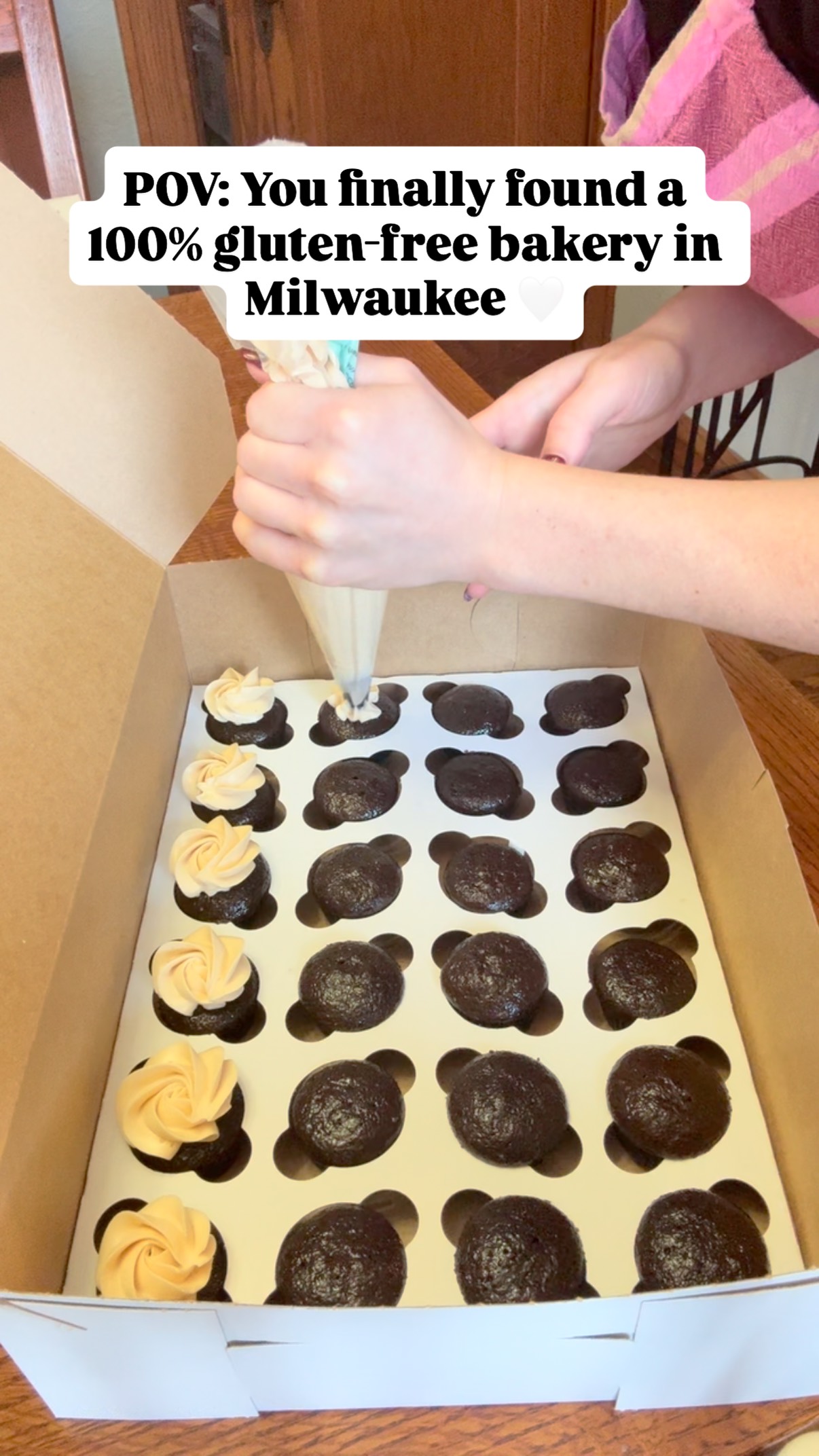 A little frosting therapy 🤍
Yes — every dessert here is 100% gluten-free.
📍 Milwaukee #GlutenFreeBakery #MilwaukeeBakery #GlutenFreeDesserts
