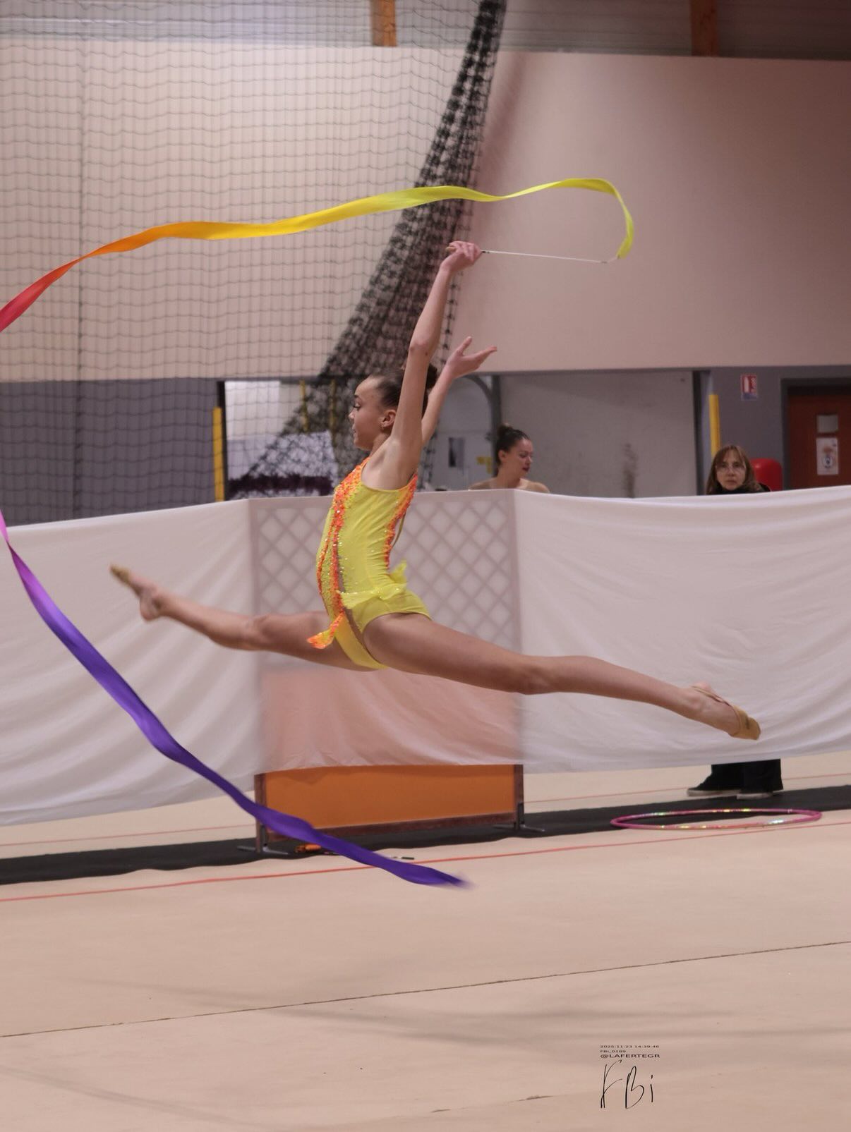 Romane Nat C 16-17 ans 🧡💛
📸 @lafertegr
Membre de la DN en partenariat avec @lemondedeladanse911