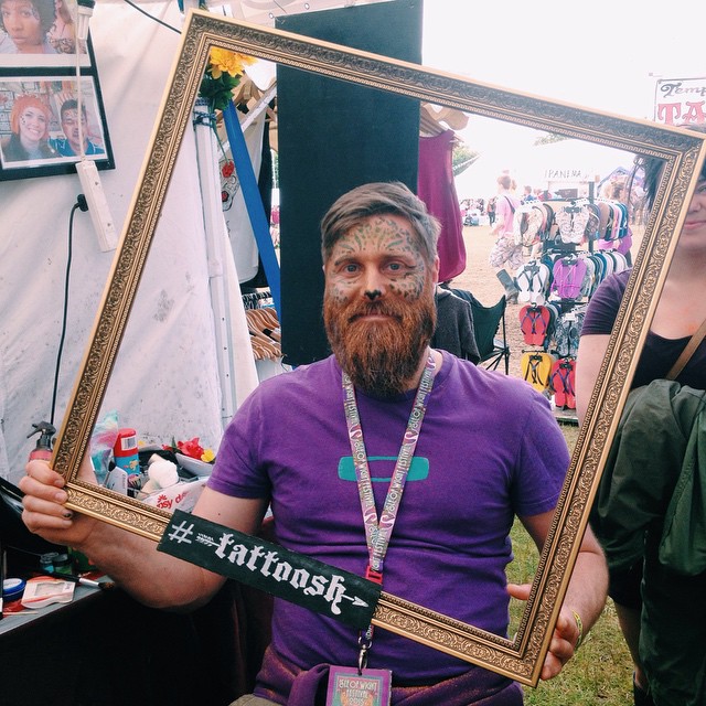 There's a golden lion out boogying today #tattoosh #isleofwightfestival #iow