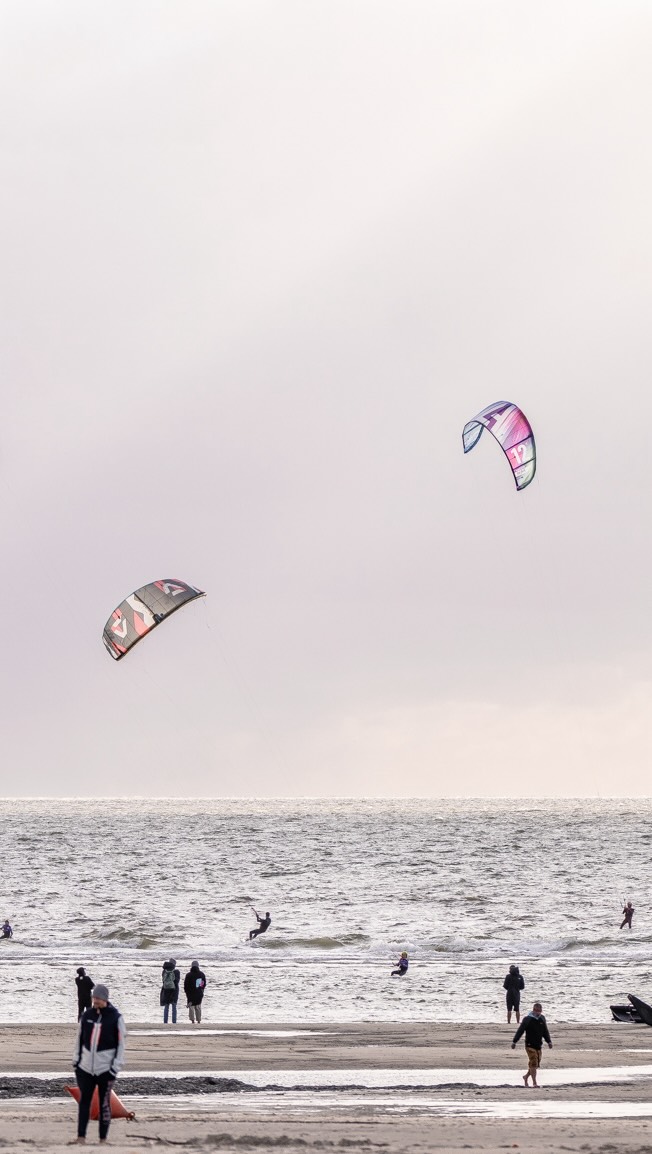 The Portraits of the 2025 GKA Youth Big Air Kite Championship finalists🌊
@danielpankoke
#Gkakiteworldtour #gkayouth #GKAWorldtour #stpeterording #vwn #partnerdersurfer #volkswagen_journey #californiawelt #autostadt #koenigpilsener #kitesurfing #bigair #waterkant #rewe #californiakitesurfmasters