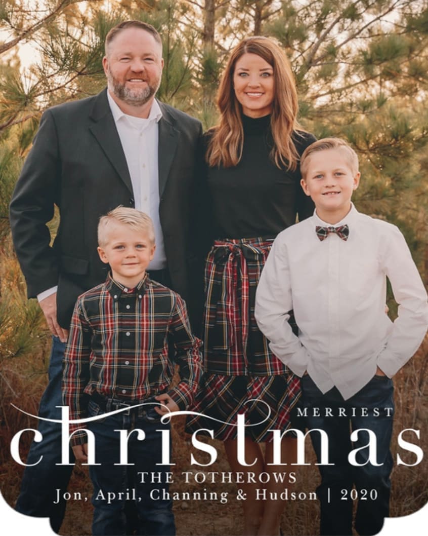 Merry Christmas from our family to yours! 🎄
#jontotherowconstruction