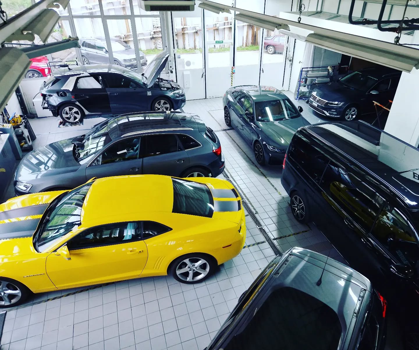 Www.carrosseriebra.ch
One day in....
#cars #carstagram #carsofinstagram #carrosserie #carrosseriesuisse #carsoftheday #carrosseriebra #automobile #atelierautomobile #atelierdereparationautomobile #amg #supercars #suv #sportcars #bestcars #motorsport #mobilité #voituredeluxe #voiture #voituredesport #germancars #apiedcestbienmaiscestlong #detailing #audilove #audiquattro #audisport #bmwlife #bmwlove #bmw #bmwm