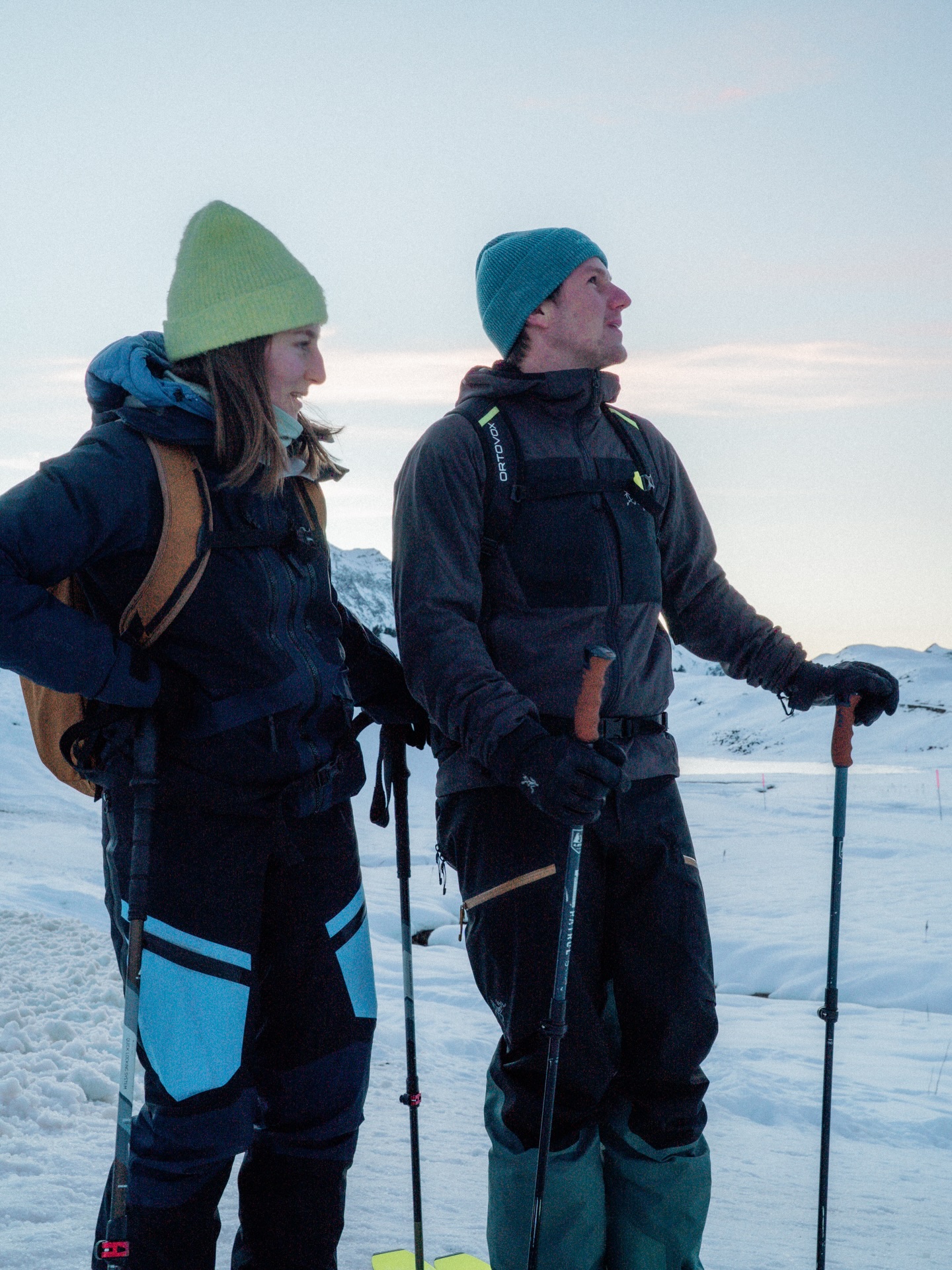 blue hour 🫰🏽
Foto: @bolletje_sanny @oh.sanny.picture