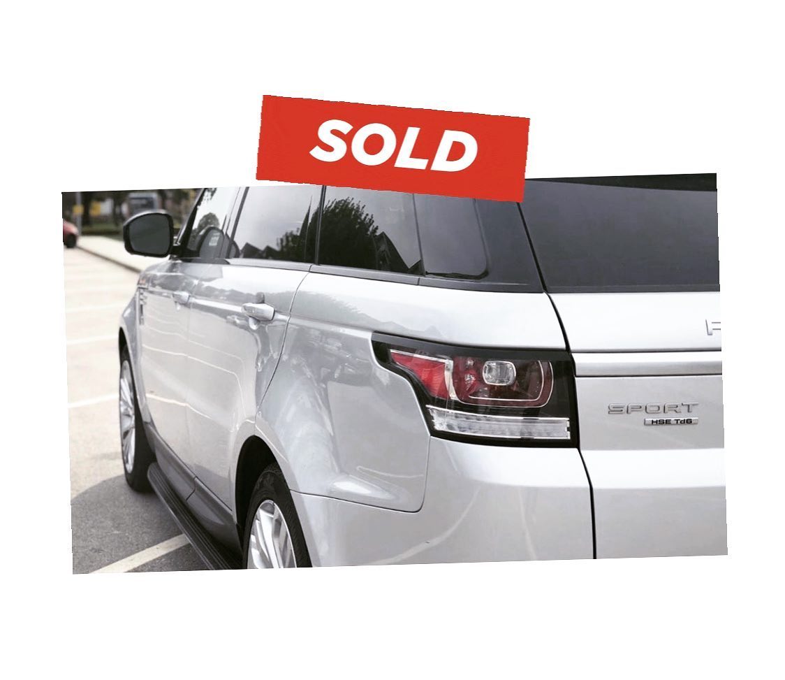 🚙💨 and just like that, she’s gone! #sold #accentca #ladnerisawesome #localbusiness #shopsmall #happyclients #landrover #rangeroversport #leasing