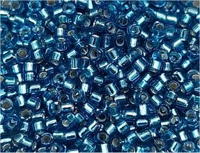 Ajoutez une touche d'éclat à vos créations de bijoux avec les perles Miyuki Delica 11/0! Un choix parfait pour le tissage et la broderie. Découvrez-les maintenant! Link in Bio #Miyuki #BijouxFaitsMain #Créativité #Frvcreations #DIY