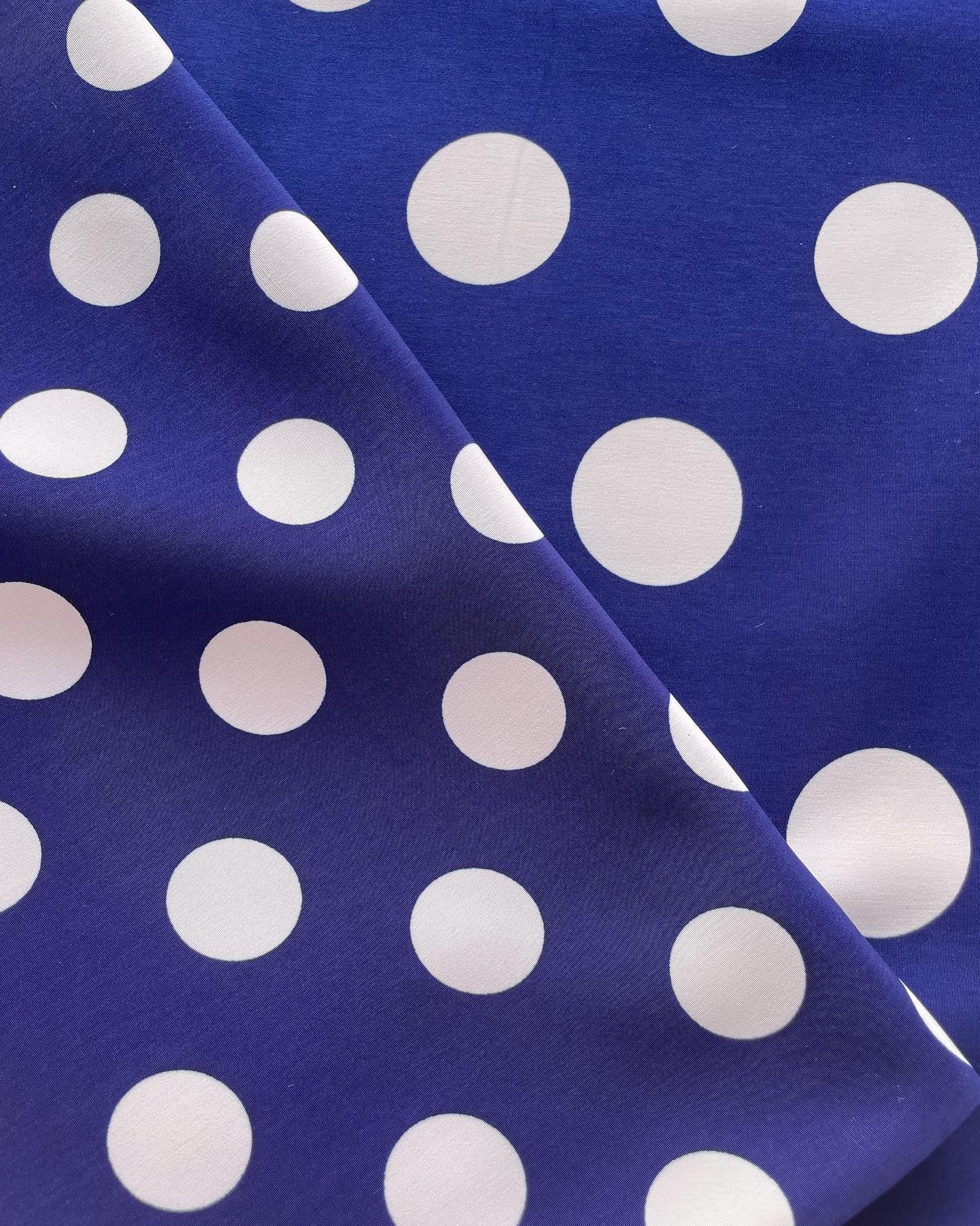 Always in trend “polka dots”….Explore the wide range of colors and dots
WhatsApp /📞97150-6454762/043536191
.
.
.
.
#wholesalefabrics #dubaitextiles#burdubaitextilesouk #abudhabhitextile #textile city dubai #polkadotfabric #fabricsupplier #qualityfabrics