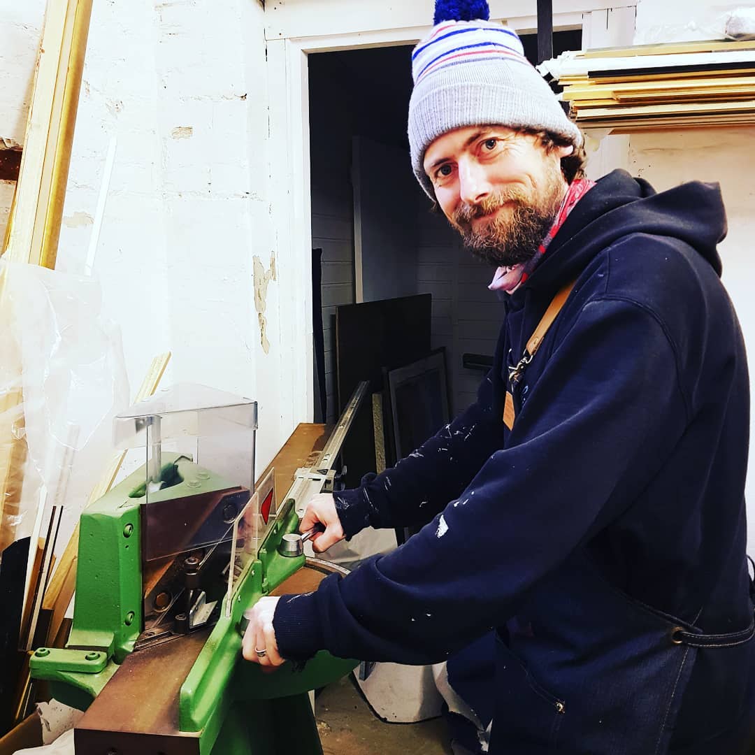 No electricity needed! Hand & foot operated machinery for frames crafted with care.
#madewithlove #pictureframing #lovewhatyoudodowhatyoulove #localbusinesses #craftersofinstagram