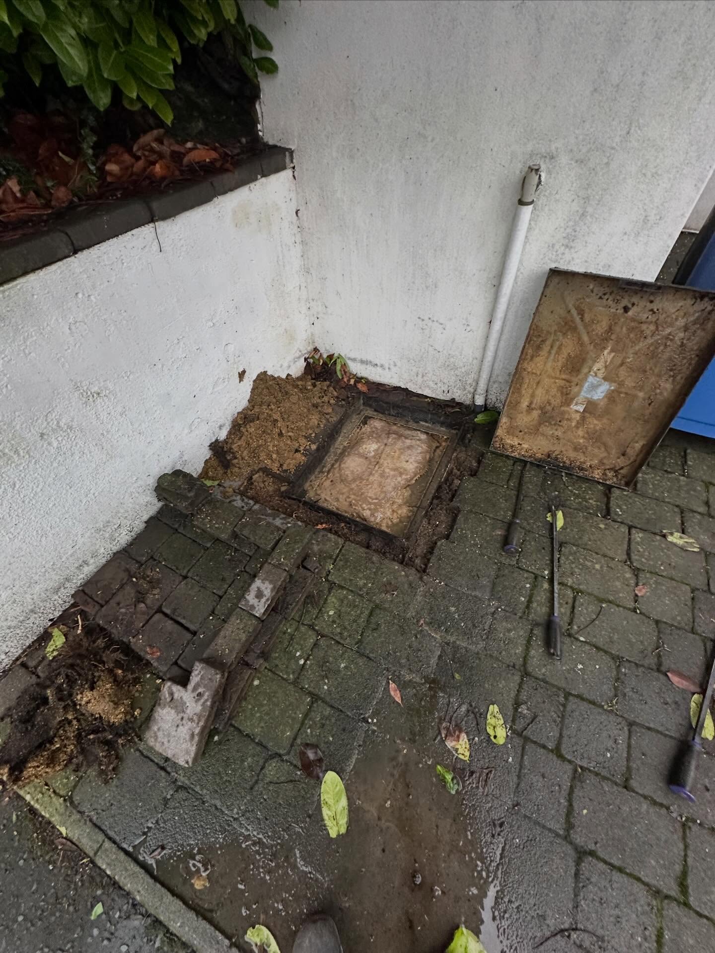 🚧 Another Blocked Manhole Cleared by Unique Drains 🚧
This blockage was caused by tree root ingress, which had forced its way into the manhole and pipework, restricting flow and causing a complete blockage.
As you can see from the photos, the roots had built up over time, trapping debris and leading to drainage issues.
✅ Roots removed
✅ Manhole and pipes cleared
✅ Full flow restored
At Unique Drains, we deal with these problems properly — not just a quick fix, but a long-term solution.
If you’re experiencing slow drains, bad smells, or repeat blockages, get in touch with Unique Drains for expert advice and reliable service.
📞 Message us today
07454 607057
Info@uniquedrains.co.uk
#drains #blockeddrains #blockeddrain #drainunblocking #drainage
