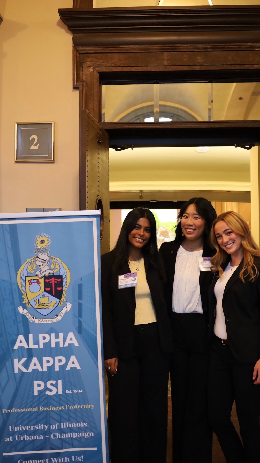 INFORMATION NIGHT IS EXACTLY ONE WEEK AWAY!
We are so excited to meet all of you at Foellinger Auditorium on January 28th from 7-9PM!
Make sure to dress in business casual and fill out our interest form in the link in our bio before attending!