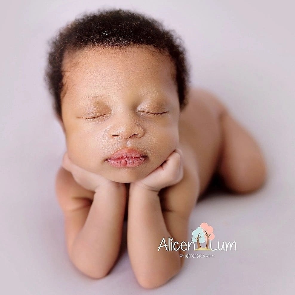 This little #perfectpushbaby will be joining us in clinic next week when @rue_theboobboss opens the lactation clinic back up.
Doula: @weewelcomedoula
Reposted from @rue_theboobboss It's the lips for me ๐. @alicenlumphotography these pictures are ๐ฏ. Thank you ๐