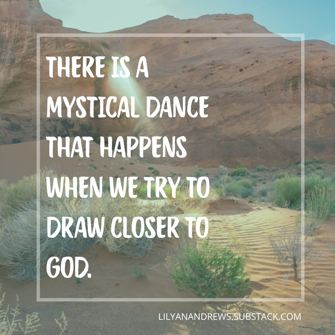 Who else does picks a word of the year?
🙋🏻♀️🙋🏻♂️
What’s your word this year??
Read my newsletter on Substack to find out mine!