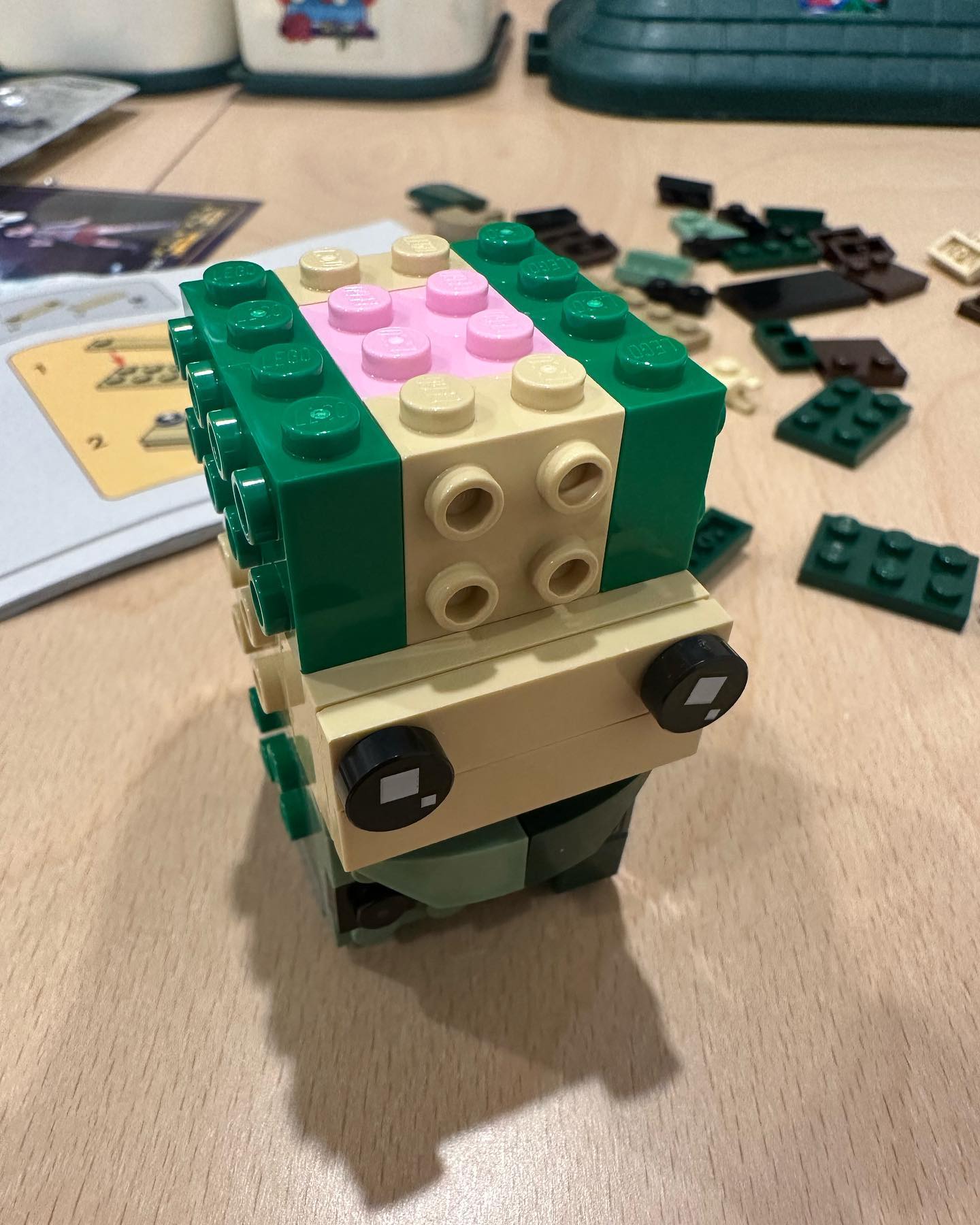 I had fun building the new Lego Star Wars characters set and what really make it more enjoyable is the attention to detail! Look at the pink block - I don’t know if it’s intentional but I think it’s the brain!
Yes, the final product or result can be important, but at times the trivial thing can add to the overall experience that make it more special.
Small things matter. Look out for another post on the topic soon!
Follow @gamer.counsellor for more posts on the journey of life from the lens of a counsellor, psych graduate, and a gamer.
#gamercounsellor #geek #geektherapist #lego #leialego #starwars #legostarwars #attentiontodetail