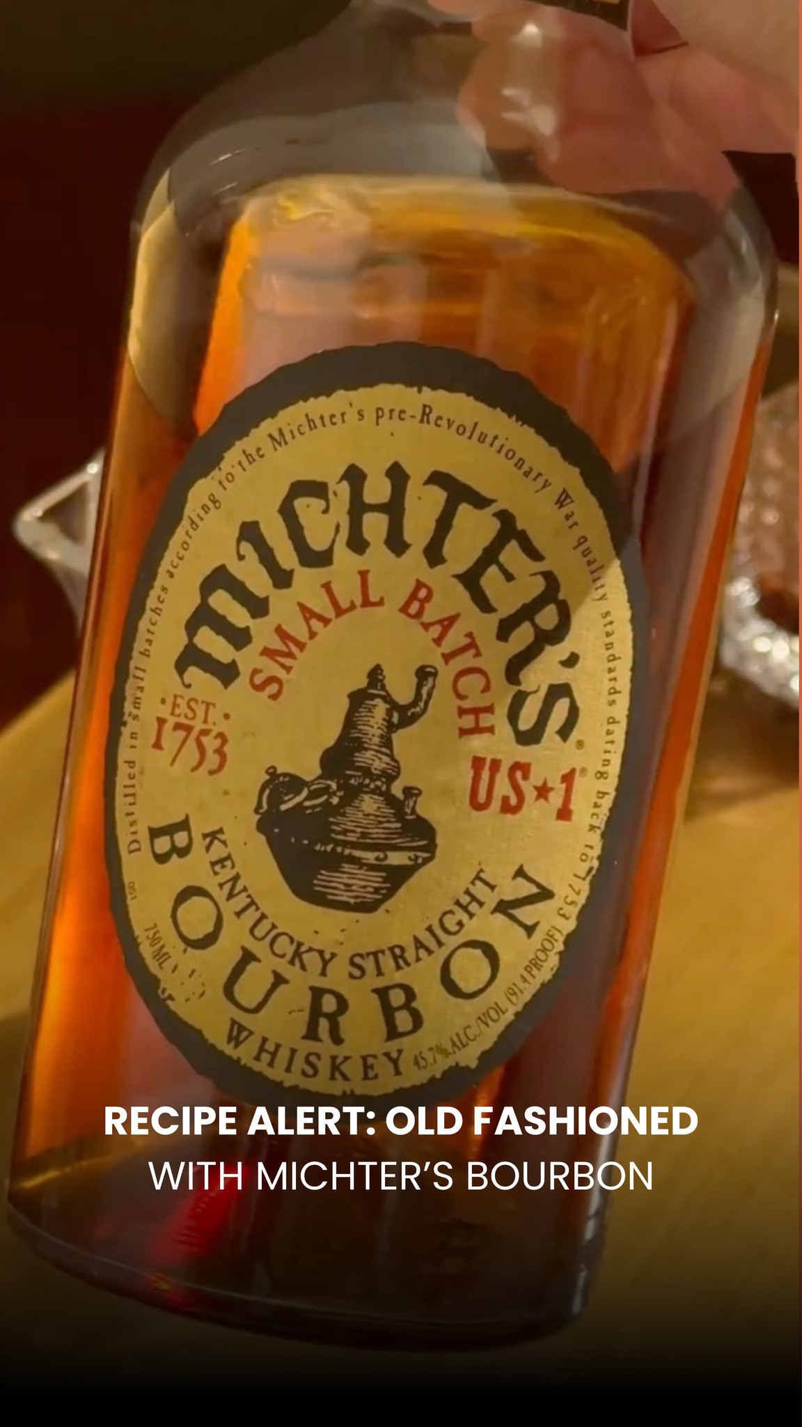 Winter evenings calls for a cocktail… answer with Michter’s.
Maple Old Fashioned
60ml Michter’s US*1 Bourbon
7.5ml maple syrup
2 dashes Angostura bitters
Garnish: orange twist
Stir ingredients in a mixing glass with ice until chilled. Strain into a rocks glass over fresh ice and garnish.
( Michters, Michters Bourbon, Old Fashioned, Old Fashioned Cocktail, Cocktail, Cocktail with Michters, Classic Cocktails, Ace Beveragez )