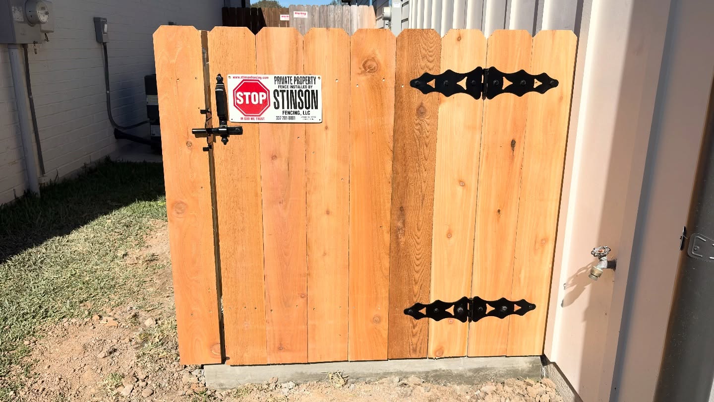 The crews are locked in this Monday! From Lafayette to Mississippi, you’ll see Stinson trucks rolling and projects getting done the right way. 💪🏼
Blessed by how the New Year has started and fired up for what’s ahead. We even poured our first slab and it turned out great!! Might not be the biggest, but every step forward is progress. Practice makes perfect.
Like always, we’re looking for homeowners who want their job done professionally, with quality materials, and built exactly how they imagined it. When you choose us, you’re choosing craftsmanship, consistency, and a crew that takes pride in every detail.
📞: 337.989.1046
📩: Logan@stinsonfencing.com