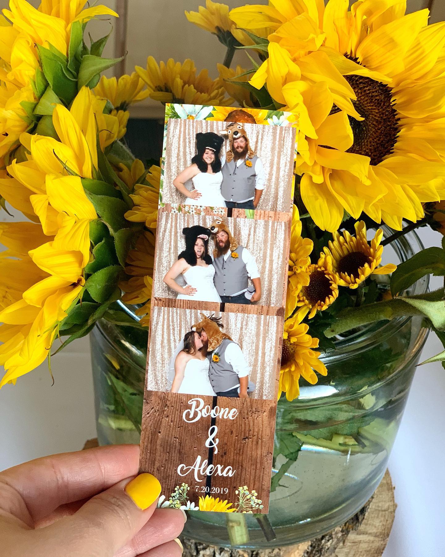 Congrats Alexa and Boone! 🎉
Alexa booked with us over a year ago and I’m so glad we could be part of her beautiful sun flower themed wedding!🌻🌻🌻