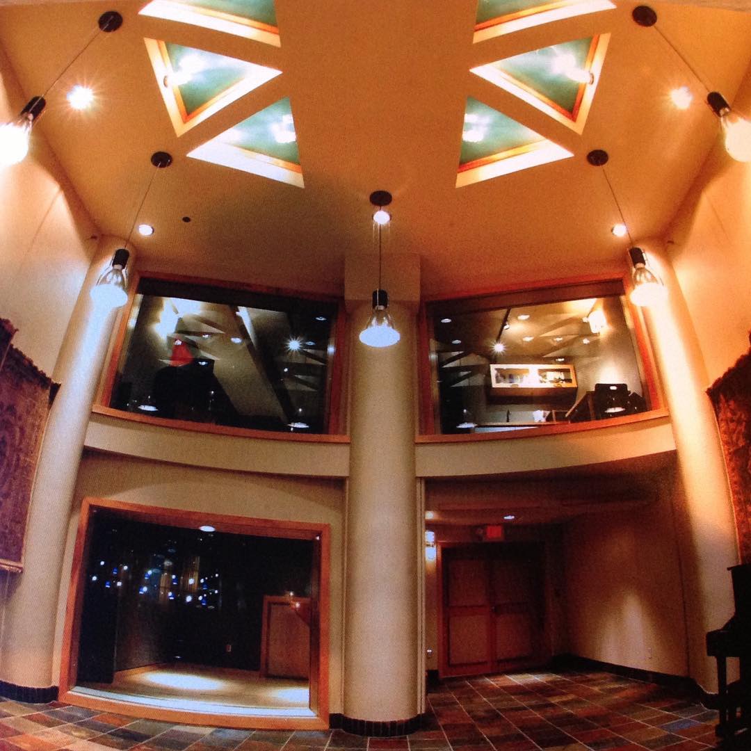 Tracking Room #sonikwire #sonikwirestudios