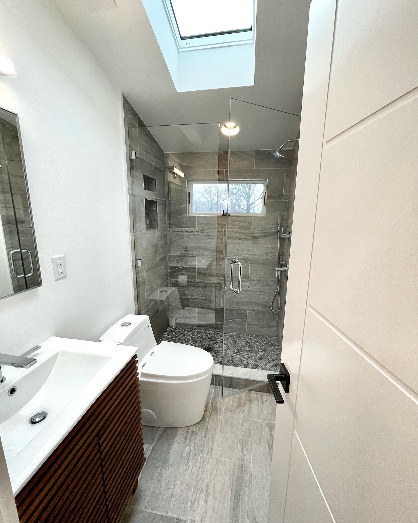 Just Finished New Bathroom #OmegaCMG #bathroom #new