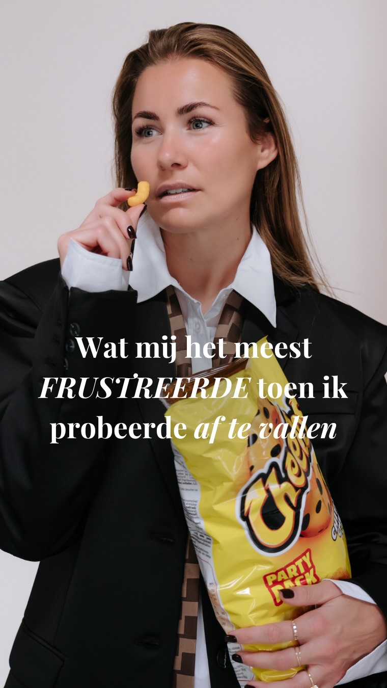 9 van de 10 keer gaat afvallen niet over méér discipline hebben, maar over beter luisteren.
Niet nog meer restricties.
Niet nog meer regels.
Wel leren wat jouw lichaam nodig heeft.
Food Design Methode is de cursus waarin je leert hoe jouw lichaam écht verteert.
✅ Welke voeding en timing jou energie geven.
✅ Welke schaduwen je eetgedrag saboteren .
✅ En hoe je eindelijk lichter, zelfverzekerder en met meer energie in je lijf kunt leven.
En om je een voorproefje te geven:
Ik heb een gratis receptenboek voor je met 12 recepten, afgestemd op de 12 verteringstypen in Human Design 😱
🍽 Comment “food” om het gratis receptenboek te ontvangen 👈🏻