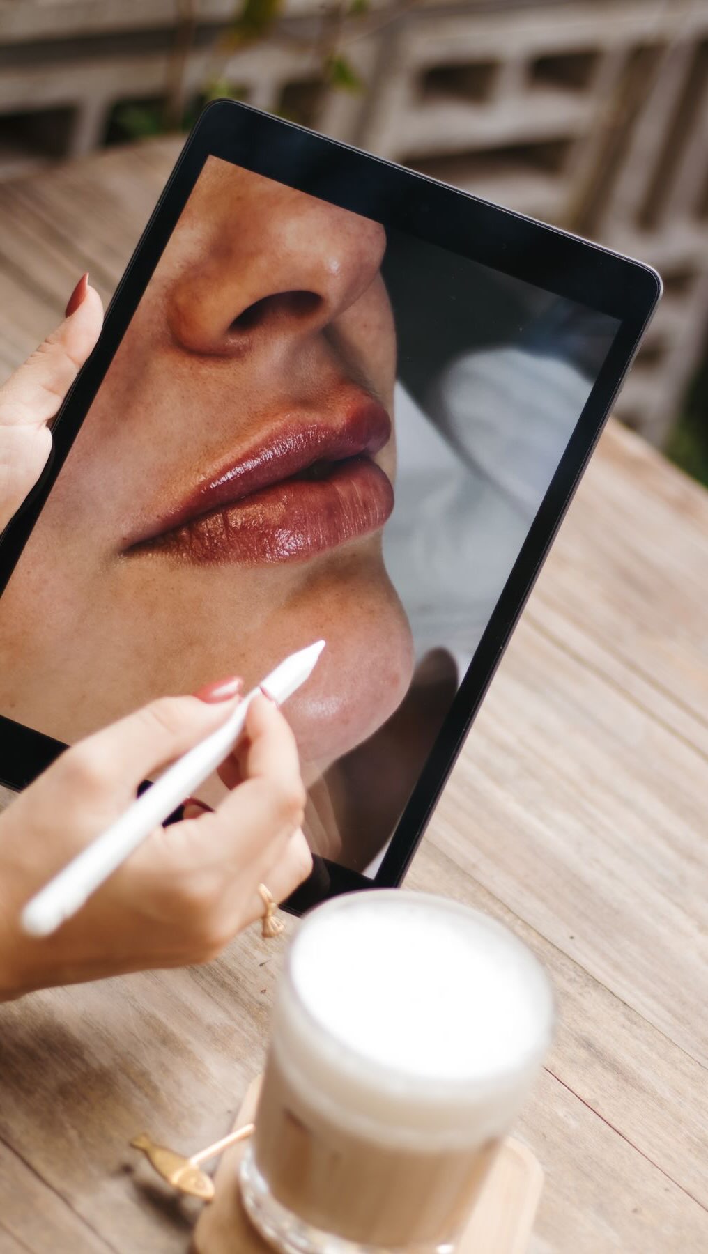 How to Add your Course Dates
If I’m a control freak then so are you and knowing when you are going to be teaching makes it easier to plan everything else. I recommend having specific days each week that will always be teaching days and here’s how to add that to your app:
1. Open Wix owner App head to services
2. Find the course
3 Add the date
#ukaesthetictraining #russianlipfillers #londontrainingacademy #ukaesthetics