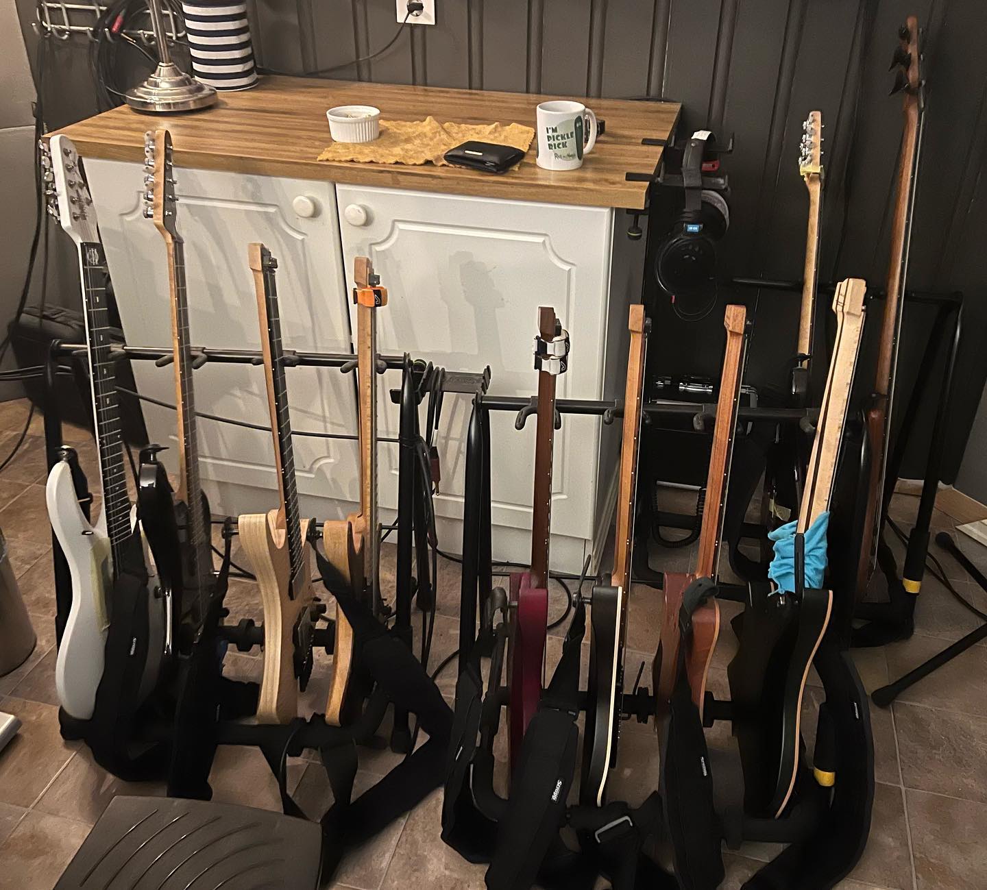 Too many guitars you say…. there’s more! Didn’t have enough room for the acoustics #progrock #progmetal #progmusic #progressiverockcommunity #rockmusic #norway #newmusic #norway #hardrockmusic #jazz #newmusic #taskaha #haken #dreamtheater #opeth #leprous #kemper #strandberg #dingwallguitars #tamadrums
#musicman #musicman #taskaha_official
#hurumrock #welåverock #progrockfestival #livemusicnorway #mesaboogie