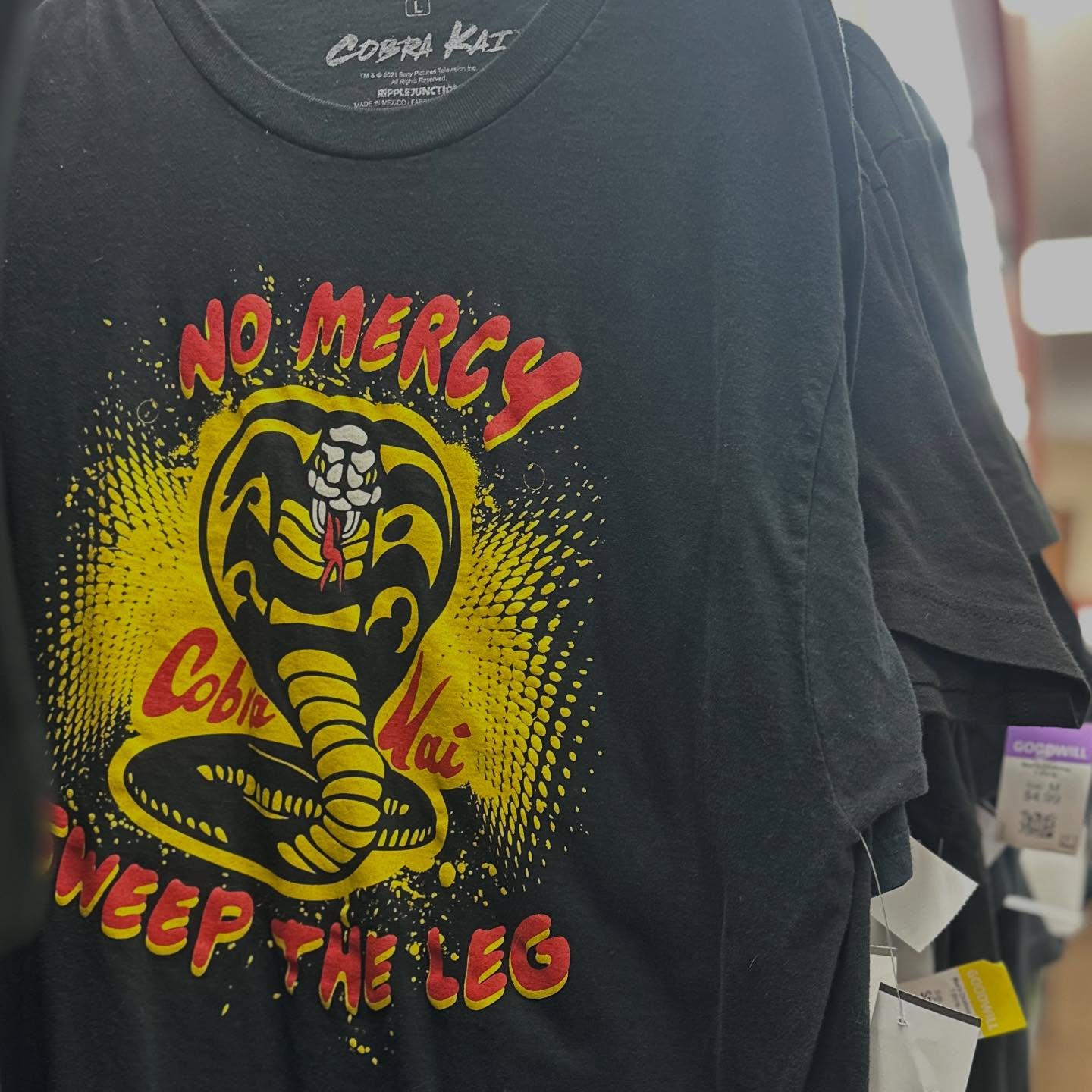 Stay Thrifting, Stay Finding and Stay Fly!
#vintage #classic #tshirt #thrifting #cool