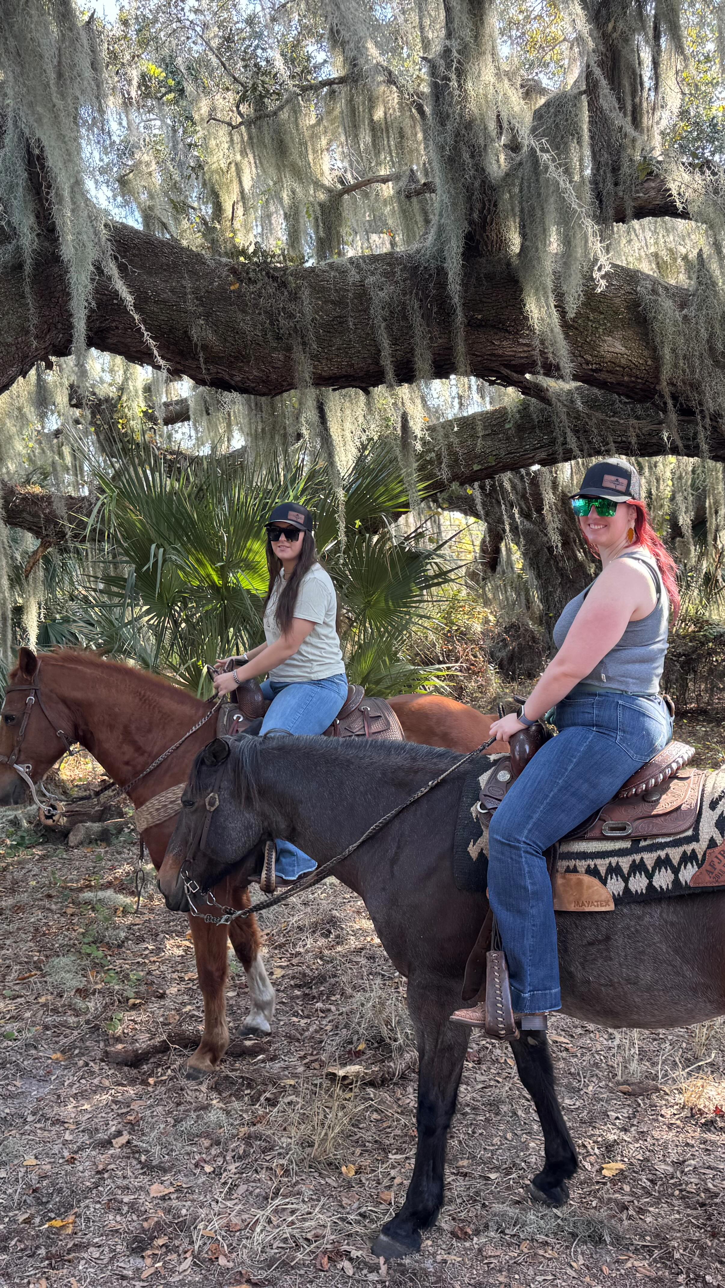 I’m trying to grow and reach more people while still showcasing all the things I offer but am having trouble doing it in a way that feels cohesive so I am looking for feedback on how to improve!!