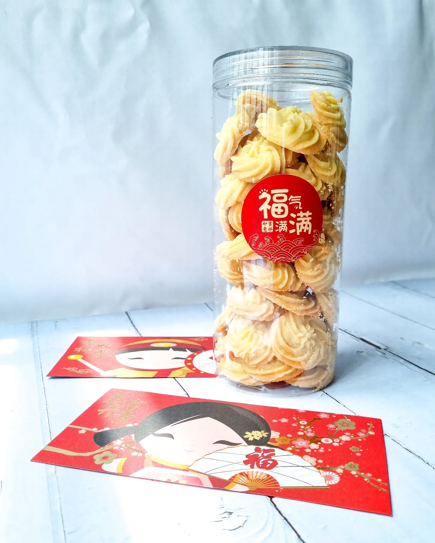 Have you gotten yours yet? Chinese New Year is around the corner, and you definitely should not miss out on our butter cookie!
Due to an overwhelming response, we have opened up one more date for delivery! Order now via www.blueboxcookiesg.com before preorder closes soon!
#homebakersg #buttercookies #cnygoodies #meltinyourmouth #butter #tastycookies #singaporehomebaker #sgbakery #sgcookies