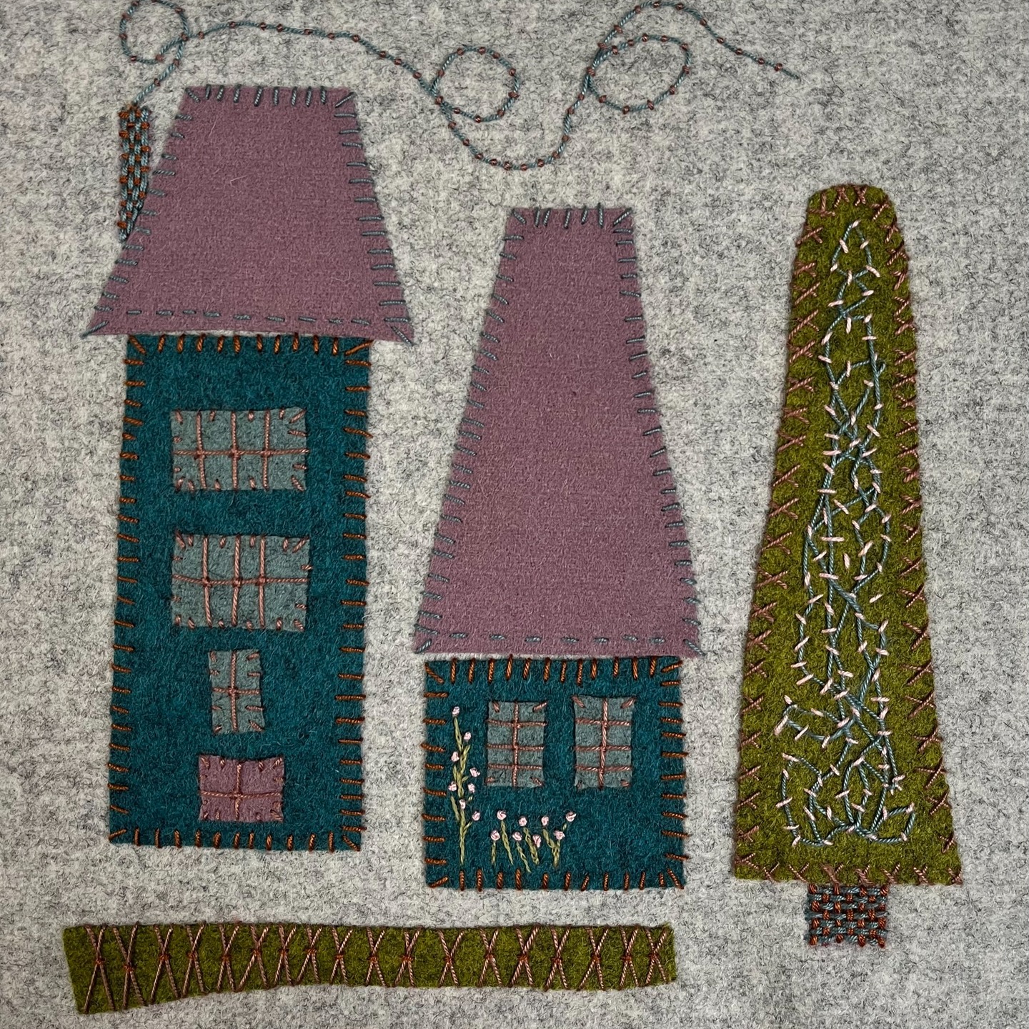 I am very happy to be taking my Wool Felt Applique workshop to Colne Valley Museum in Golcar, near Huddersfield, on Saturday 31st January. It's a lovely venue which is run entirely by volunteers.
We will be stitching in an original weaving cottage, which is just perfect, and will be working with 100% wool fabric to make stitched panels that can be applied to all sorts of things.
You can follow my examples, or create your own. Beginners are welcome, and all materials are included.
Have a look at my website for further details, and to book your place.
#colnevalleymuseum #woolfeltapplique #embroideryworkshop