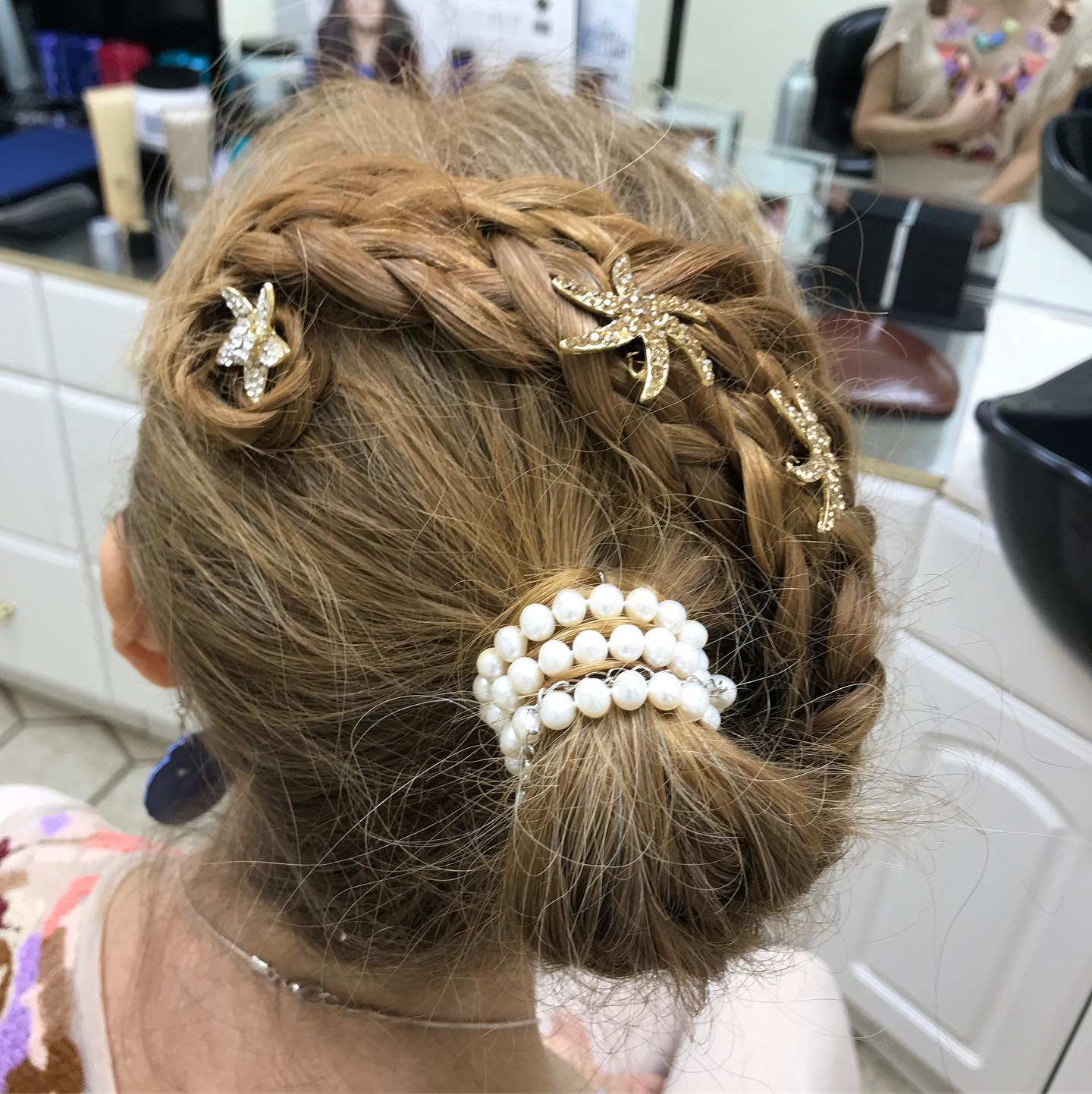 The stars is the limit.. What is your hair wish? #hairguru #hairstylist #lorealhairpro #braids #hairstyles #hairpro #northpalmbeachhairdresser ##palmbeachgardens #northpalmbeach #jupiterflorida #junobeach #beachhair #lovemyhair #lovemyhairdresser #easyhairstyles #easydo #dialight #modernsalon
