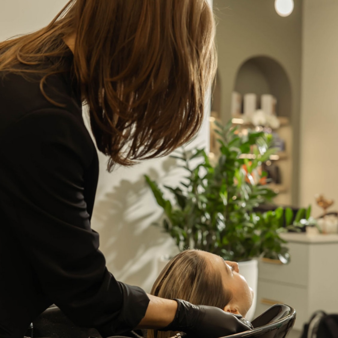 The perfect tone every time 🤎
#davines #davinessalon #kerastasé #tonedhair #fortlangley