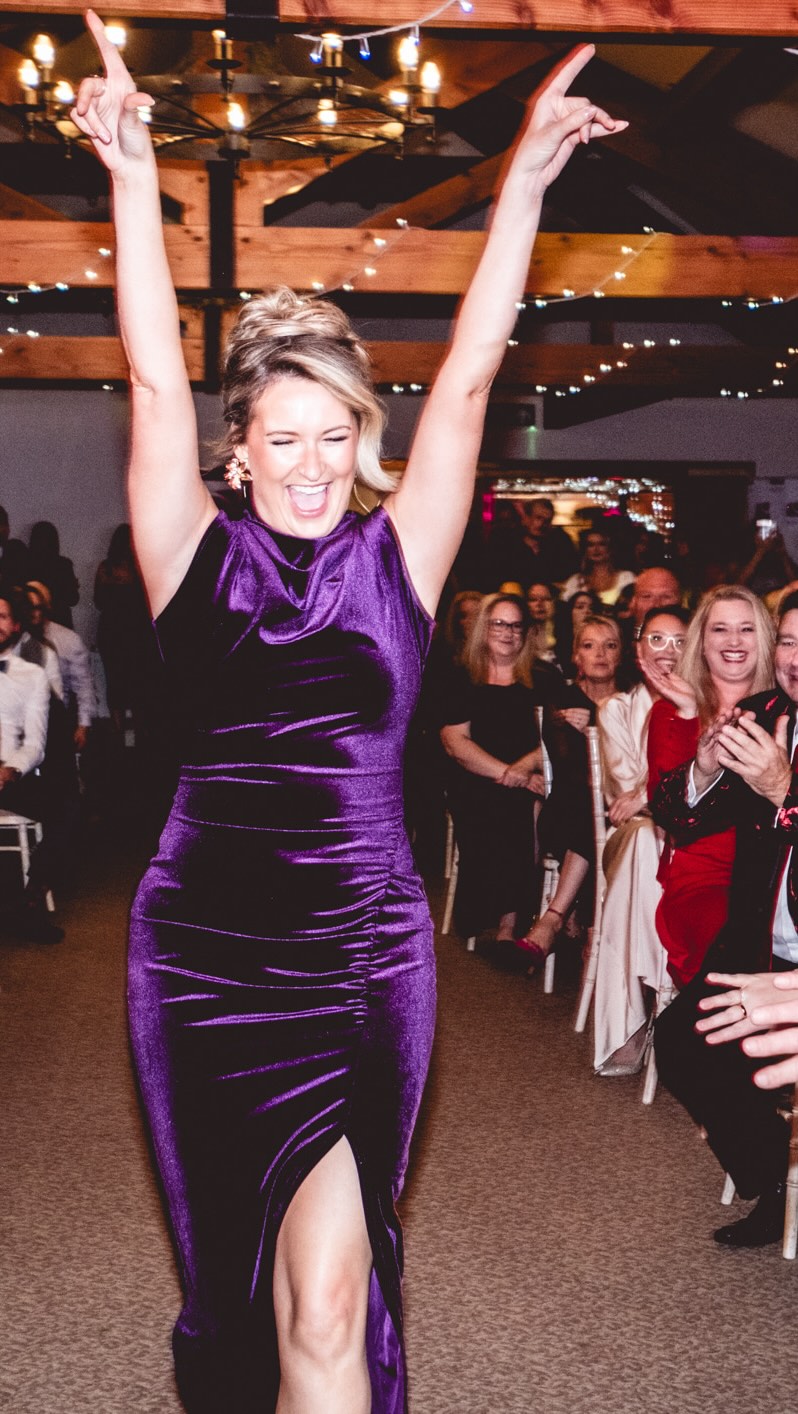 National Finalist 💫
Tonight is the night.. Nationals! Winning Regional Winner two years in a row is such a huge achievement for me and I’m incredibly proud to have made it this far!
None of this would be possible without my amazing brides, the support of @twia_official and the wonderful judges 🥹
I’m so excited to be part of tonight’s celebration in Liverpool, surrounded by the most incredible wedding suppliers and to be involved in such an amazing event!
Fingers crossed for the results, but no matter what happens, I’m so grateful just to be a National Finalist 💫
Good luck to all the other finalists, let’s have the best night 💃✨
@adelphihotel
@mattrockprophoto
.
.
.
#twia26 #liverpool #nationalfinalist #awards #bridalhairstylist