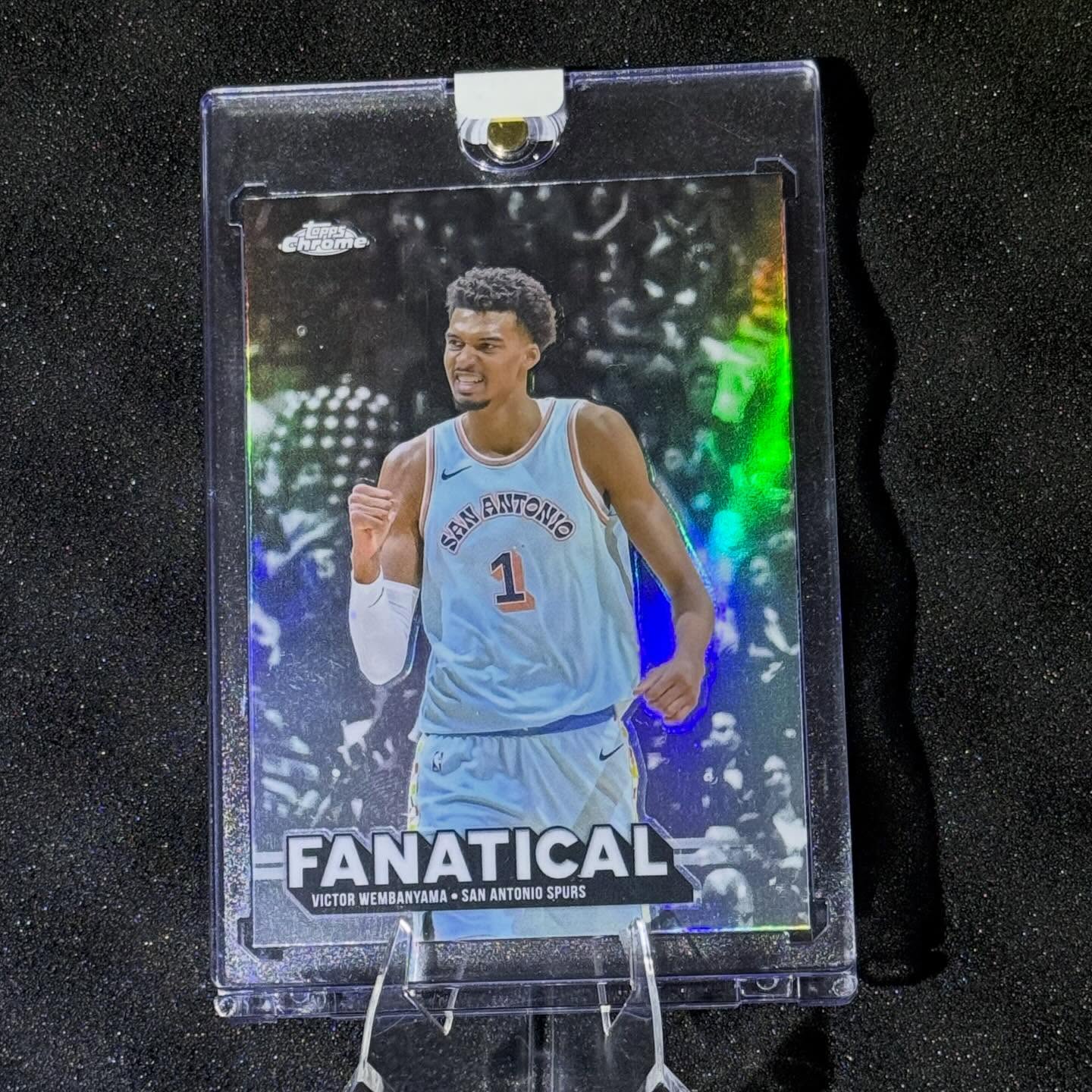 Fire 🔥 new Wemby card arrived today! #wembymania #wembycards #nbacards #toppsbasketball