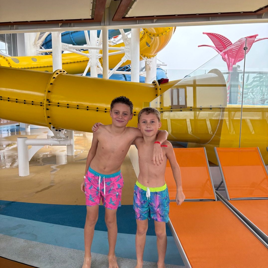 Sail away! #pleasantvoyages #royalcaribbean #rcl #utopiaoftheseas