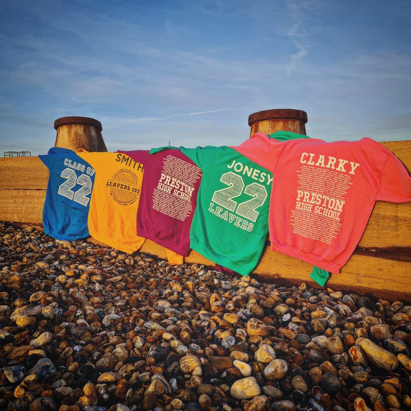 Weekend Vibes 😎👌
Create your perfect Leavers Hoodies @www.leaverswear.com
.
#schoolhoodies #schooluniform #leavers22 #leavershoodies #pta #year11 #year11leavers
#leavershoodies2022 #secondaryschool #primaryschool #schoolleavers
