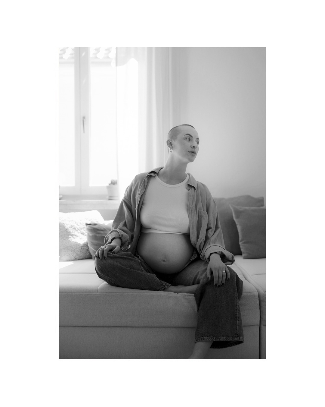 2025 - Portrait für diese wunderbare Frau🤍
Danke @sarah.flowy für dein Vertrauen!
.
.
.
.
#portraitphotography
#homestory
#piasimonphotography
#editorial
#lovemyjob