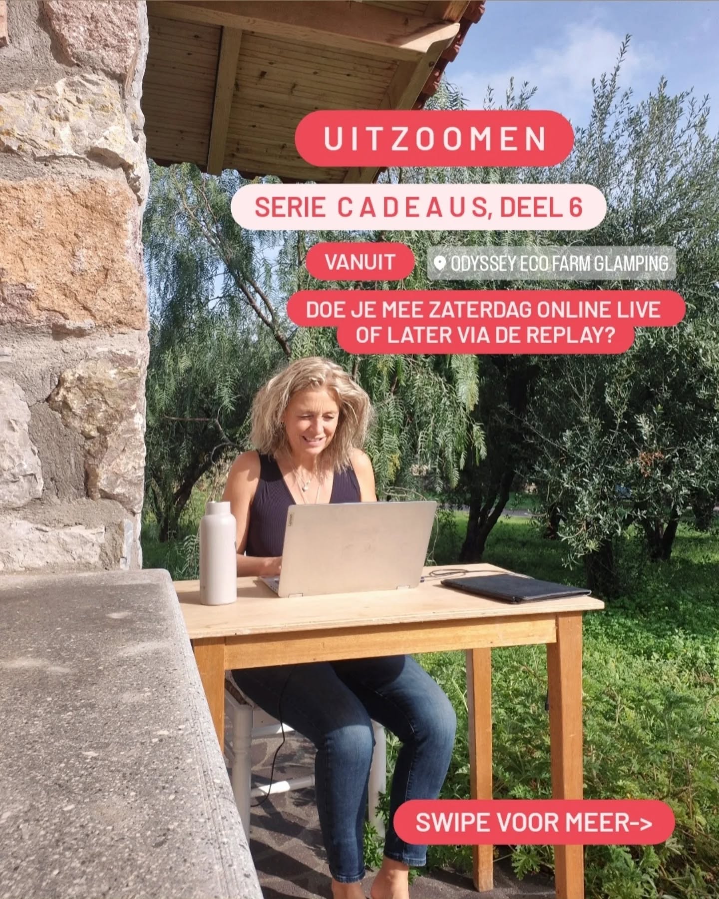 🔭 U I T Z O O M E N
👀 perspectief zonder oordeel
Oh die Zuidelijke landen in de winter…
dé uitnodiging tot uitzoomen.
We zijn vaak geneigd om in te zoomen:
op details, gevoelens, meningen, verhalen.
Terwijl er vaak juist rust en helderheid ontstaat
als je even afstand neemt.
Deze carrousel is een lus, van nu naar terug in de afgelopen week, van uitzoomen en inzoomen.
1️⃣ Vandaag 🥰
Uitzoomen gaat hier bijna vanzelf.
(Zoom je mee zaterdag live of via replay.)
2️⃣ Storm, regen, veel ligt stil.
Andere cultuur. Wij waaien mee…
en vieren tussendoor de boekingsregen💃🌬️
3️⃣ tm 6️⃣ Wanneer zoom jij uit?
Je kunt o.a. mee naar het zuiden:
🇵🇹 Portugal (7–13 maart)
🇹🇷 Turkije (9–15 mei)
🇬🇷 Griekenland (12–19 september, laatste 2 plekjes)
7️⃣ en 8️⃣ Uitzoomen in de winter = ruimte voor nieuwe ideeën. Zoals: gedroogde appel in ingemaakte groente 🍎?! En qua gedroogde sinaasappel een vraag: laat jij ze liggen bij een drankje of eet jij ze op 🍊?
Kom je alles proeven in juni of september?
9️⃣ Poros in de storm. Ook nu te gek.
En na kou en (boekings)regen volgt… ☀️
🔟 Zon en een nieuwe coupe.
Soms is uitzoomen gewoon: laten gebeuren 😅✂️
1️⃣1️⃣ Als je uitzoomt, zie je ineens de slapende vrouw 😴
1️⃣2️⃣ Taartje & koffie ☕🍰
Dank voor alle felicitaties, ingezoomd genoten🥰.
1️⃣3️⃣ Grieks winterwerkoverleg. Koken op houtvuur. Warmte op alle lagen 🔥.
1️⃣4️⃣ Uitzoomen aan zee.
Altijd en overal een goed idee 🌊
1️⃣5️⃣ Uitzoom-evaluatie yogadag.
En inzoomen op Portugal
(7–13 maart komt dichterbij…ben je er bij?)
Meer info: www.yogametsuus.nl
Of nog leuker: stuur me een DM 💙
Liefs,
Suus
#yogadiebeweegt #yogareizen #yogavakantie #yogaretreat #yogalesonline uitzoomen perspectief