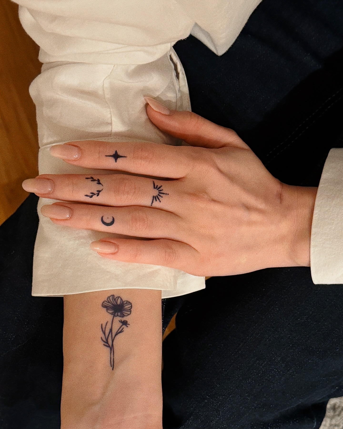 Plant-based natural 1-2 week tattoos! Get 3 for 2 with code: 3INKSTAMPS
Quick delivery worldwide dispatched from London 🇬🇧! Free delivery for orders over £20💫
Shop now: www.inkstamps.co.uk | Link in bio.
.
.
.
.
.
#inkstamps #tattoolondon #minimalisttattoo #fingertattoos #fingerstattoos #flowertattoo #cosmictattoo #zodiactattoo #universetattoo #linework #delicatetattoo #smalltattoo #moderntattoo #portraittattoo #semipermanenttattoos
#matchingtattoos #hearttattoo #moontattoo #1weektattoos #theartoftattoos #tattoomagazine #temporarytattoos #coreantattoo #coreanstyletattoo #fineline #singleneedletattoos
