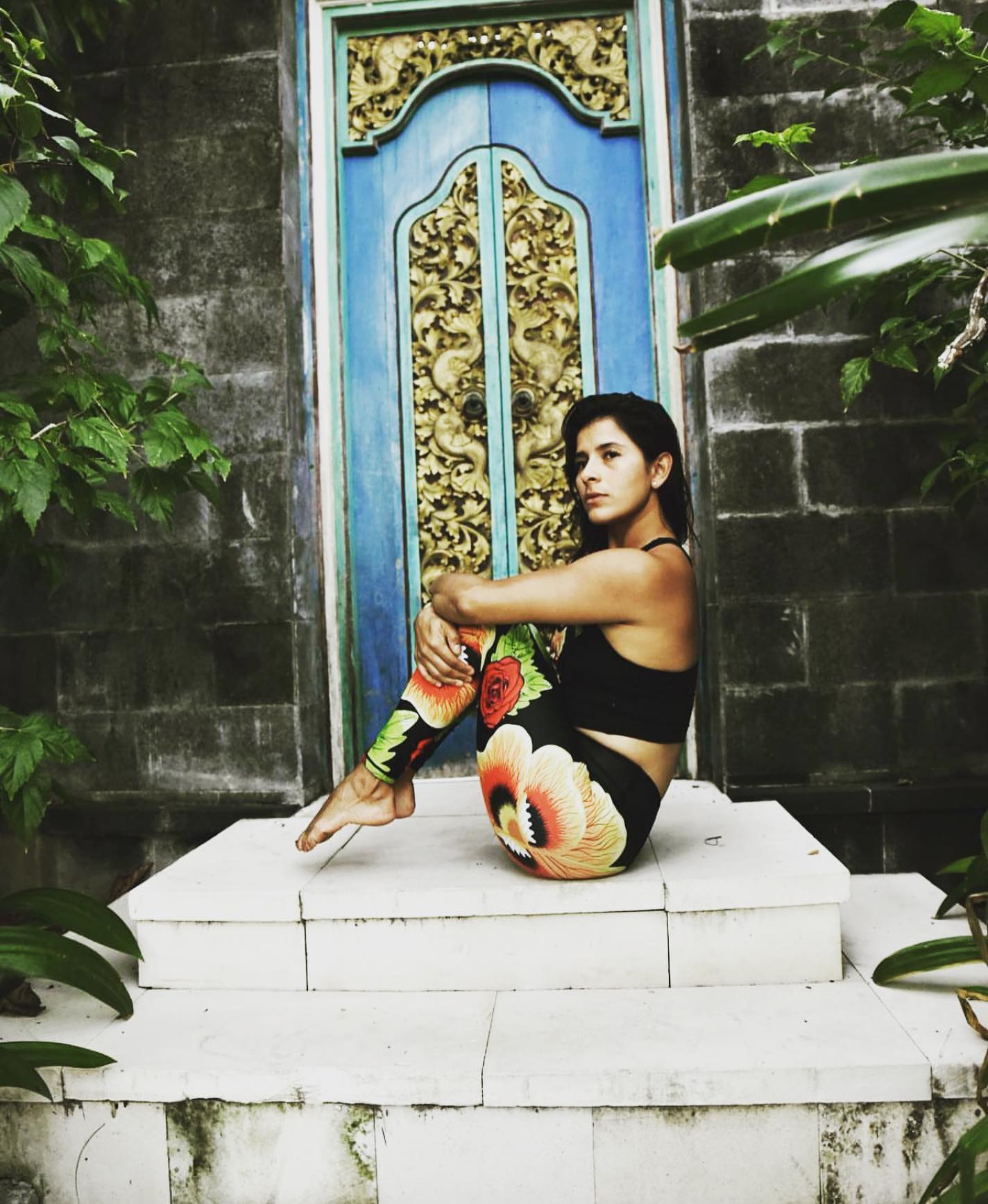 Setting an intention EVERY day...Just one minute a day. “the thing that you plan to do or achieve; an aim or purpose.” Merriam-Webster 🙏 .
.
.
.
.
.
.
.
#setintentions #mindfulness #mindbodysoul #happyness #awareness #calming #wellness #health #healthylifestyle #healthy #livewell #staywell #eatwell #vidaactiv #activewear #afterpay #afterpayavailable #shopnow #salesonline #buynow #paylater