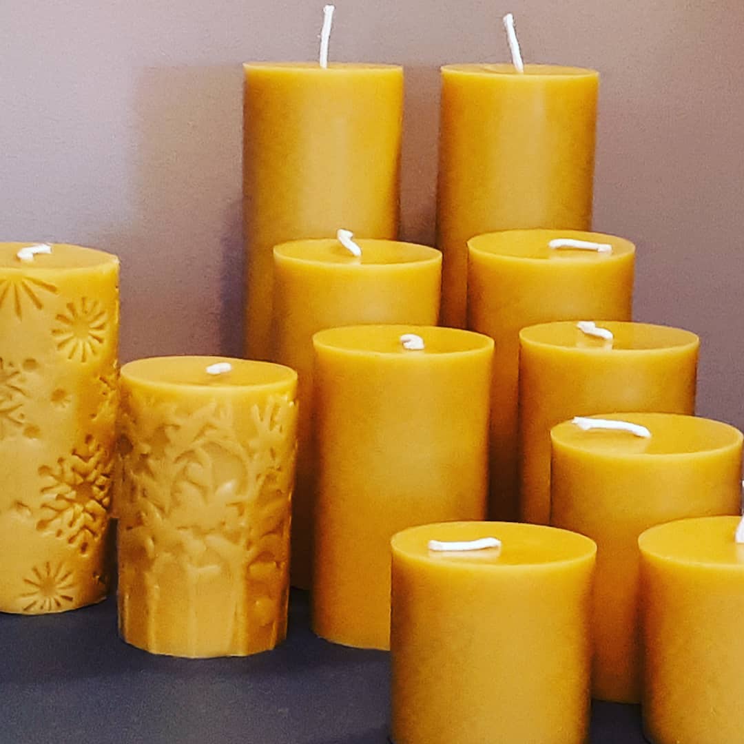 Tada!
Which size would you buy? A tall, large, medium, small or extra small?
DM me with your thoughts!
#beeswax #beeswaxcandles #locallymade handmade #pure #natural #healthychoice #myfavouritethings #enjoy