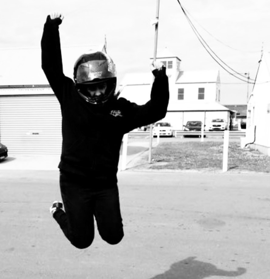 When was the last time you wanted to leap into the air from excitement? This is empowering achievement and confidence and it’s ready for the taking. 💪🏼
Open to everyone, all you need is your car, any type of car.. a helmet and your enthusiasm to try something new and we will do the rest.
1:1 coaching with a high performance driving experience invites you to lean in and explore what you are capable of. Step out of comfort and into your brilliance, in just one day!
What are you waiting for? Let’s chat! #linkinbio #confidence #PACEProject #confidencecoaching #lifecoach #stepoutofyourcomfortzone @trackdayclub @womenstrackdays