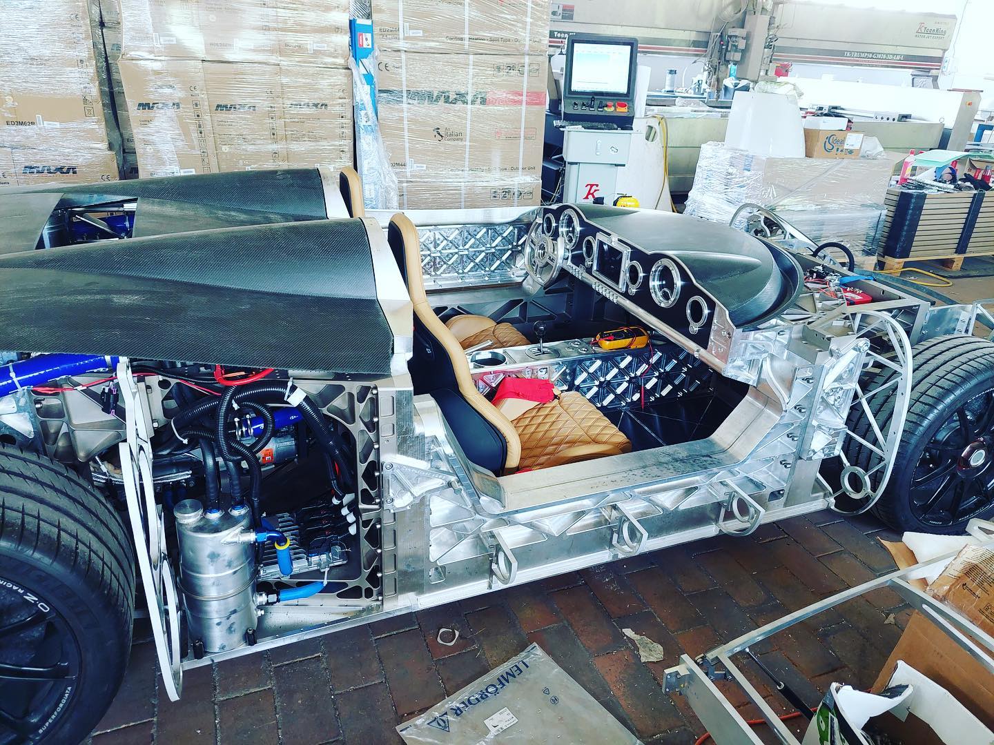 Trying the body panels on!! Take1 #corbellati #missile #corbellatimissile #barchetta #coupe #targa #weapon #hypercar #hypercars #supercar #supercars #luxury #luxurycars #jewelry #handmade #fast #fastestcarsintheworld #records #record #unique #billet #machined #cnc #carbonfiber #carbonfibre #prepreg #becauseracecar #custom #custommade