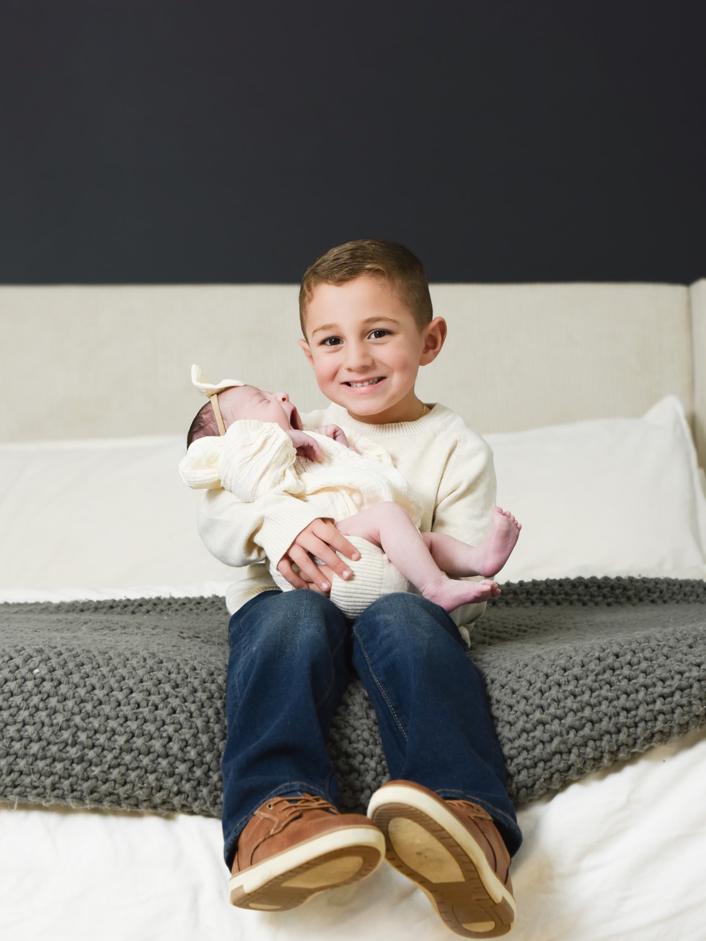 Beautiful portrait of a proud big brother and his new baby sister.
If you have little ones and are expecting, nothing beats those first sibling photos. 🤍
#NorthernNJPhotographer
#NorthJerseyPhotographer
#NJPhotographer
#NewJerseyPhotographer
#EssexCountyNJ