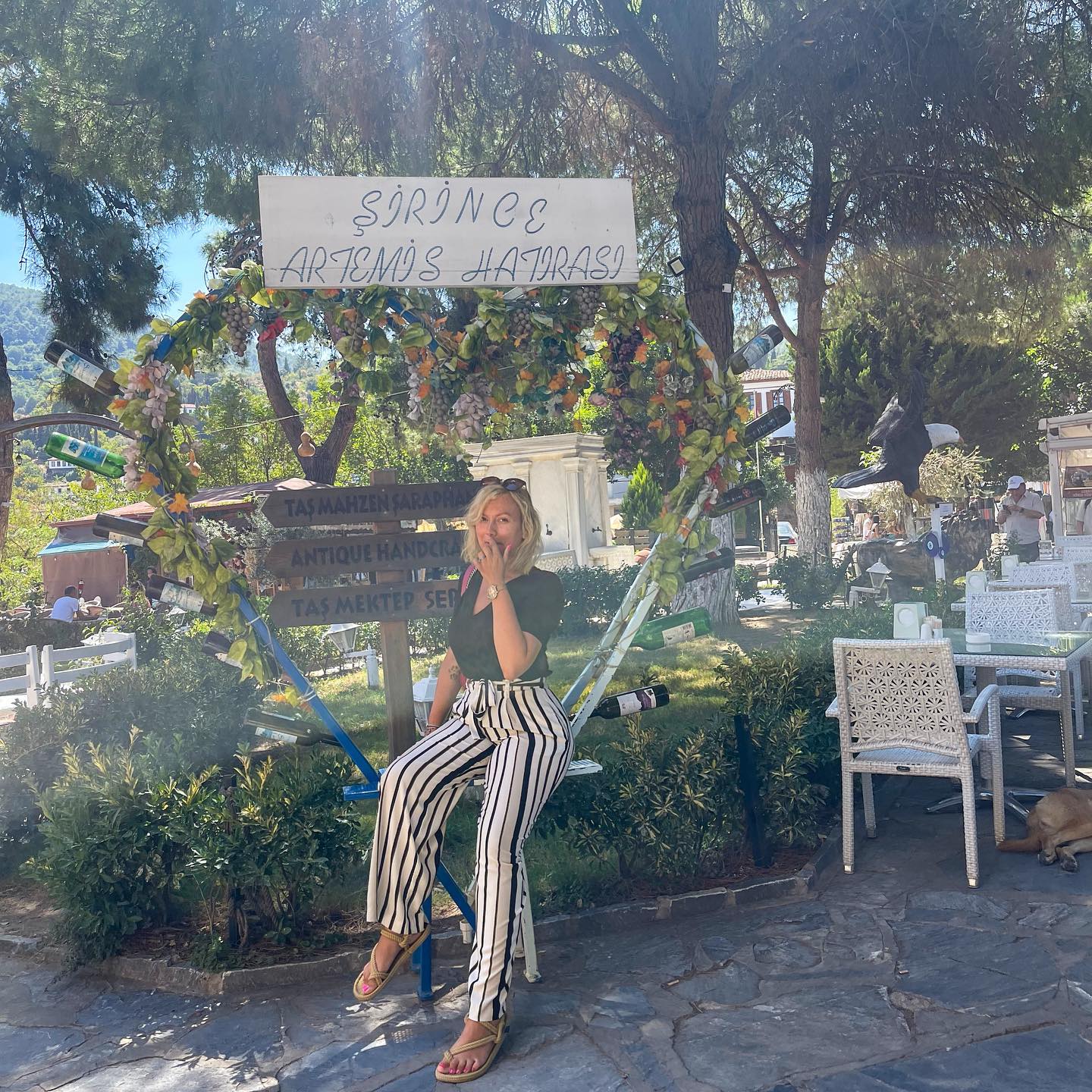 Wine is always a good idea 🍷🤌🏼
#wine #vineyards #turkiye #şirince #holiday #summer #off #lawyerafterhours #polishgirl #polskadziewczyna