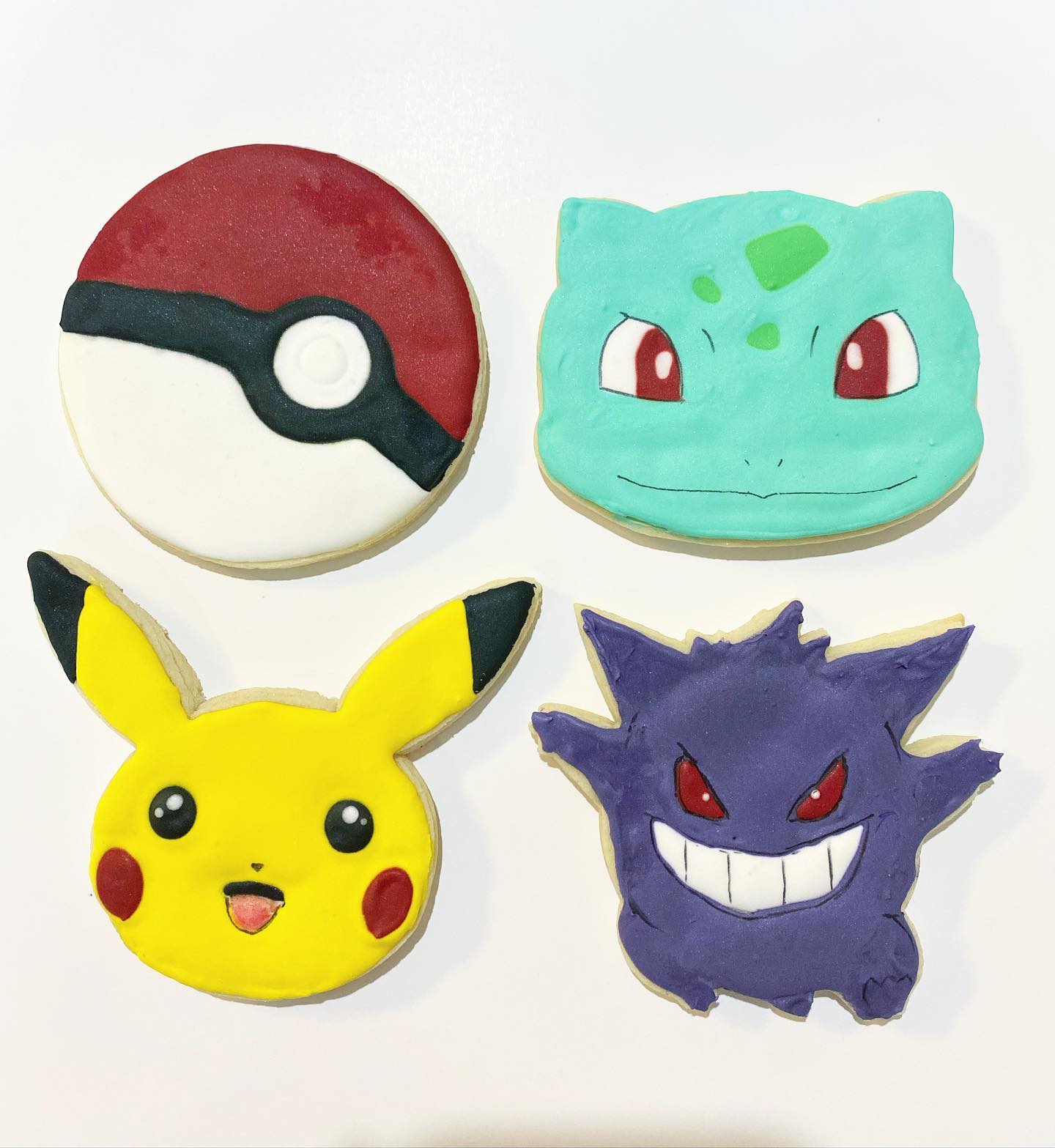 Gotta catch ‘‘em all!! #sunday #pokemon #pokeball #bulbasaur #pikachu #gengar #gottacatchemall #sugarcookie #sugarcookies #cookiegram #cookiedecorating #cookiesofinstagram #cookiedealer #sugarcookiesofinstagram #sugarcookiedecorating #cookieseason #edibleart #birthdaycookies #cookieset