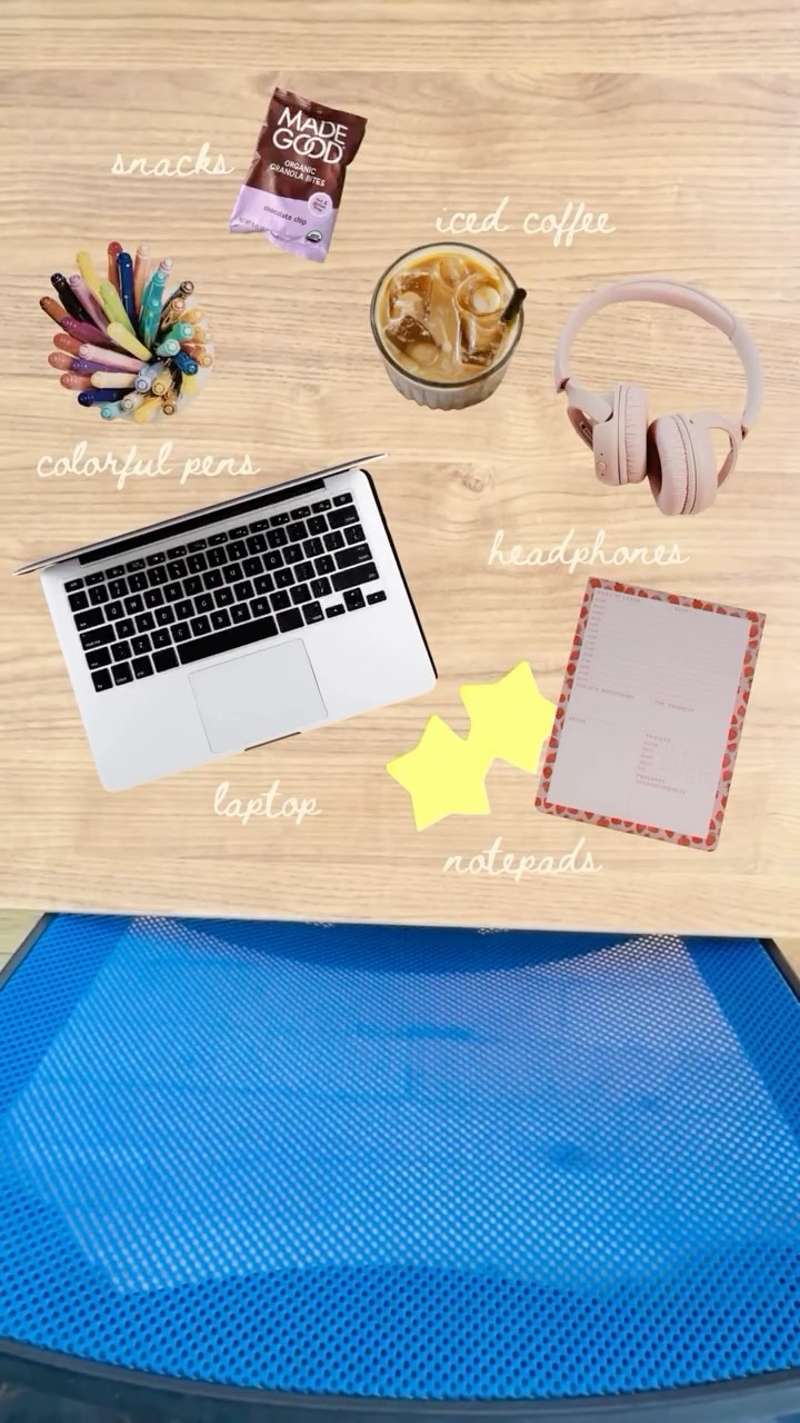 What are your coworking essentials? ✨💻☕️
Come cowork with us in Center City!
#coworkingspace #meetingspace #wfh #officeview #officelife