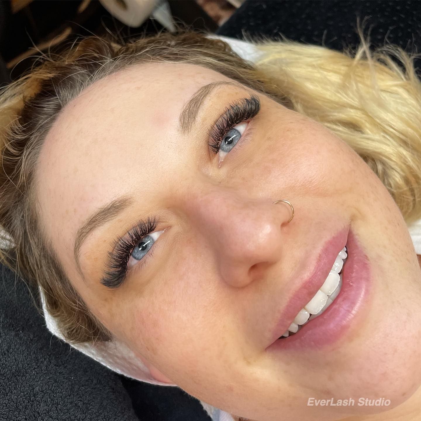 Light volume for a more natural look. Using mega .03.
.
.
.
.
#volumelashes #volume #naturallook #blueeyes #pretty #lash #lashes #megavolume #hybrid #lashextensions #lashboss #esthetician #slaying #scottsdale #arizona #oldtownscottsdale #mystudio